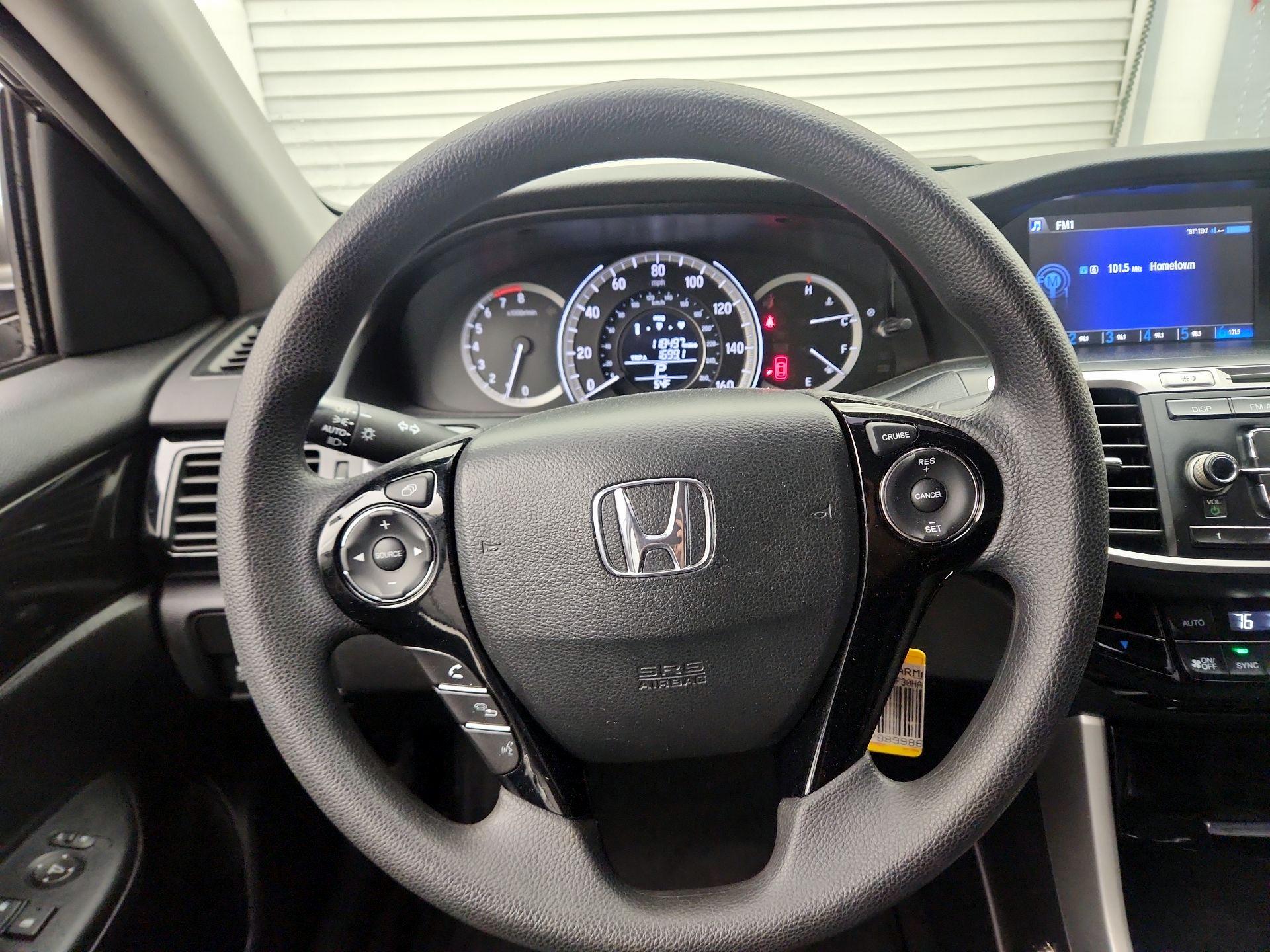 Thumbnail: 2017 Honda Accord - 10