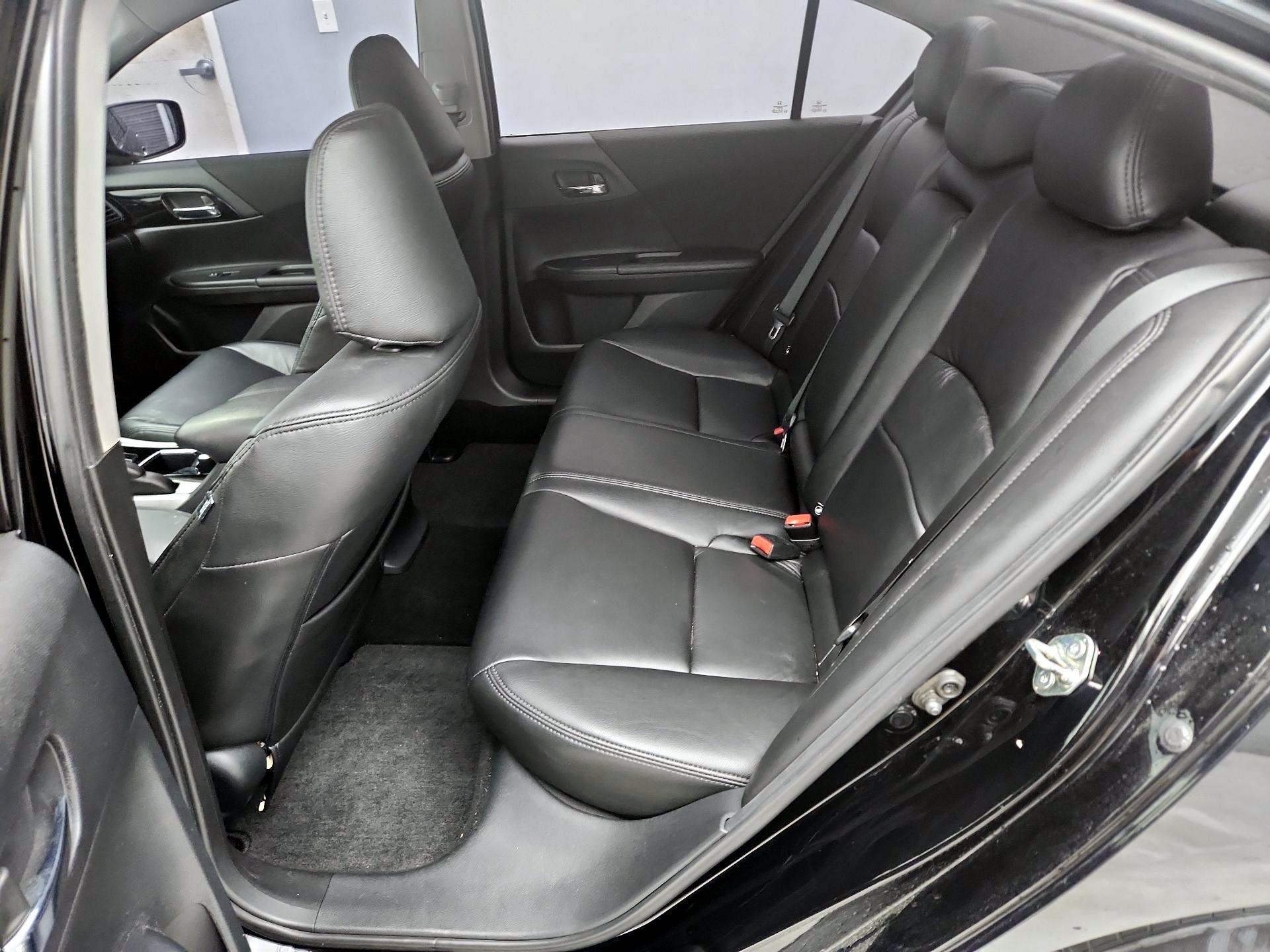 Thumbnail: 2017 Honda Accord - 19