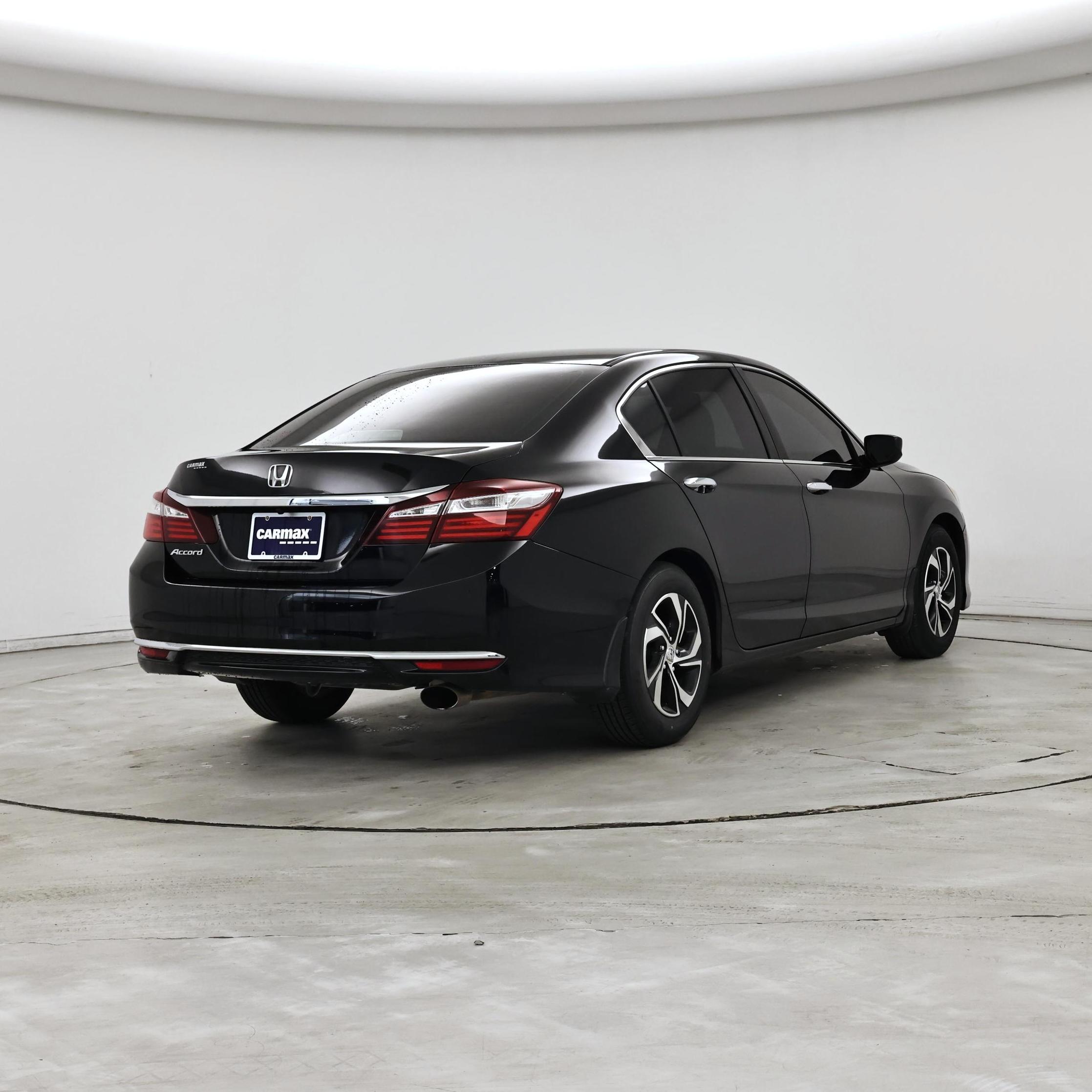 Thumbnail: 2017 Honda Accord - 8