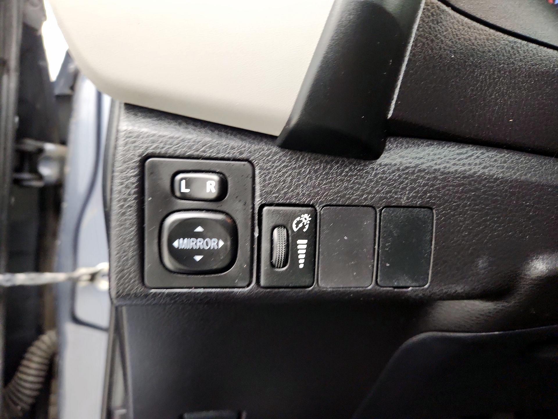 Thumbnail: 2018 Toyota Corolla - 13