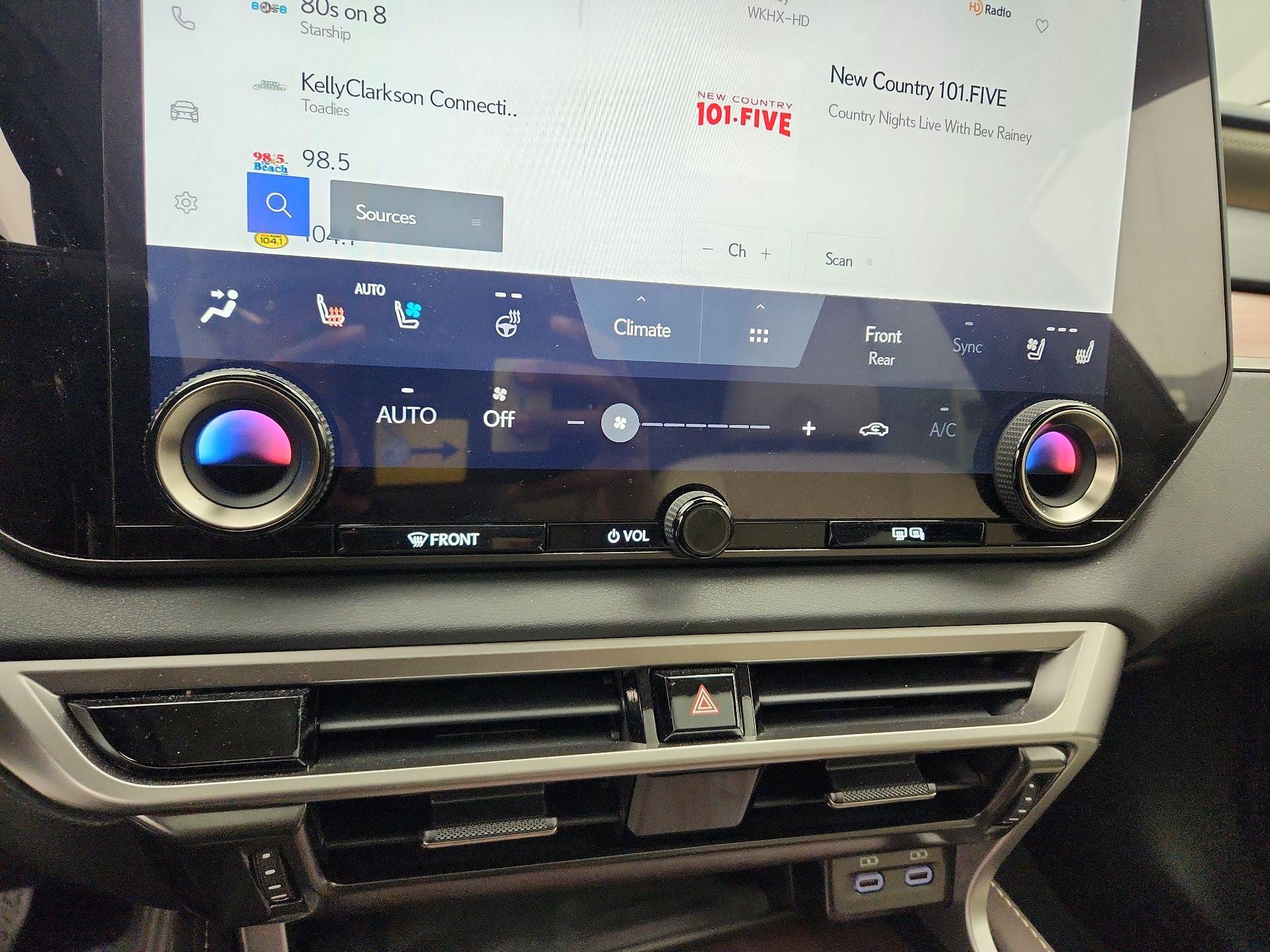 Thumbnail: 2023 Lexus RX - 17