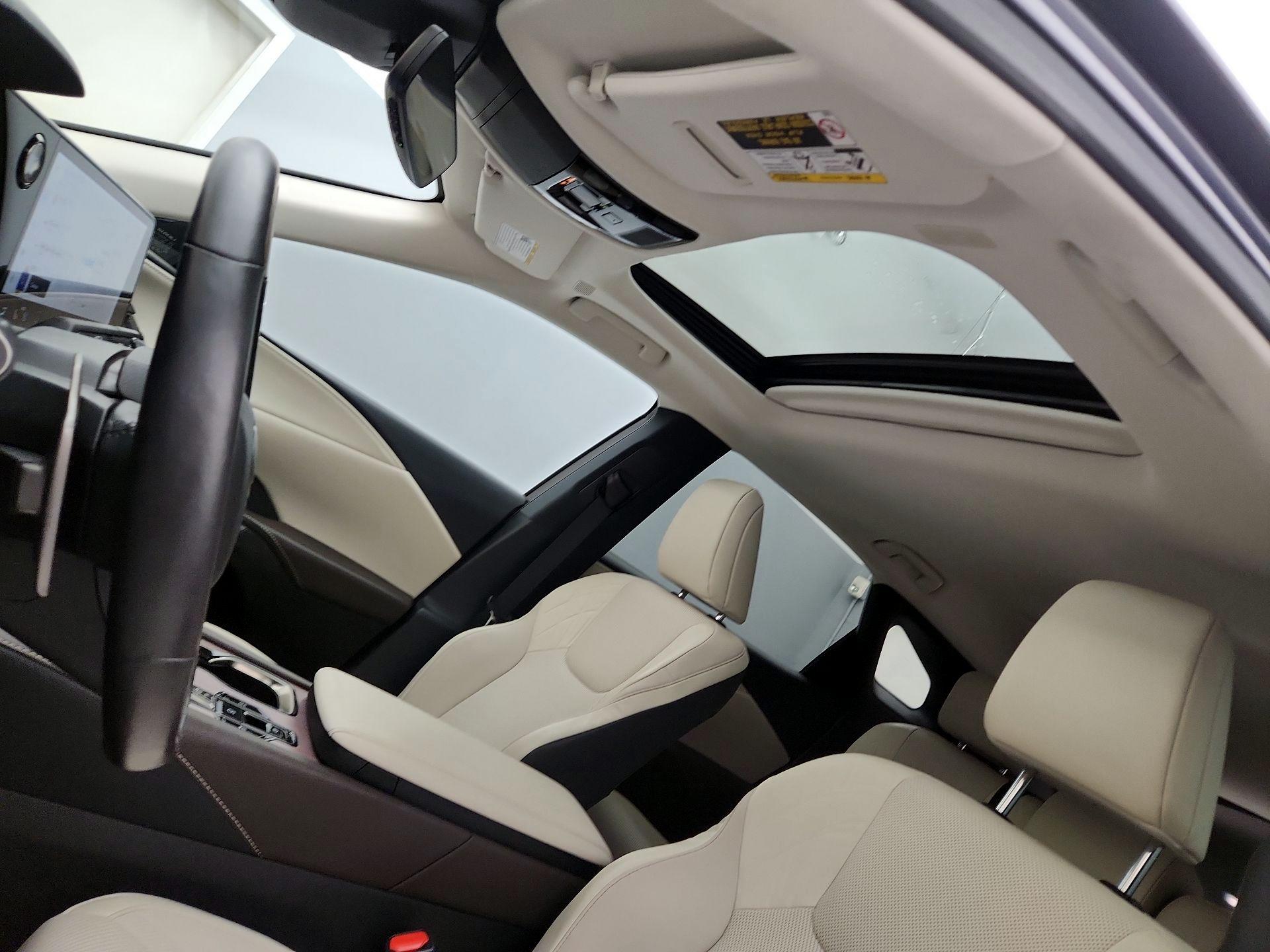 Thumbnail: 2023 Lexus RX - 20