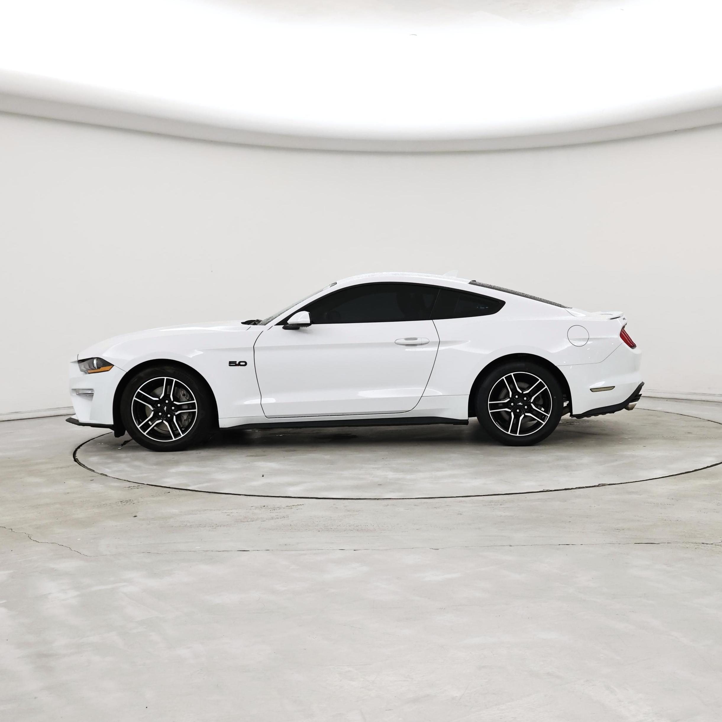 Thumbnail: 2021 Ford Mustang - 3