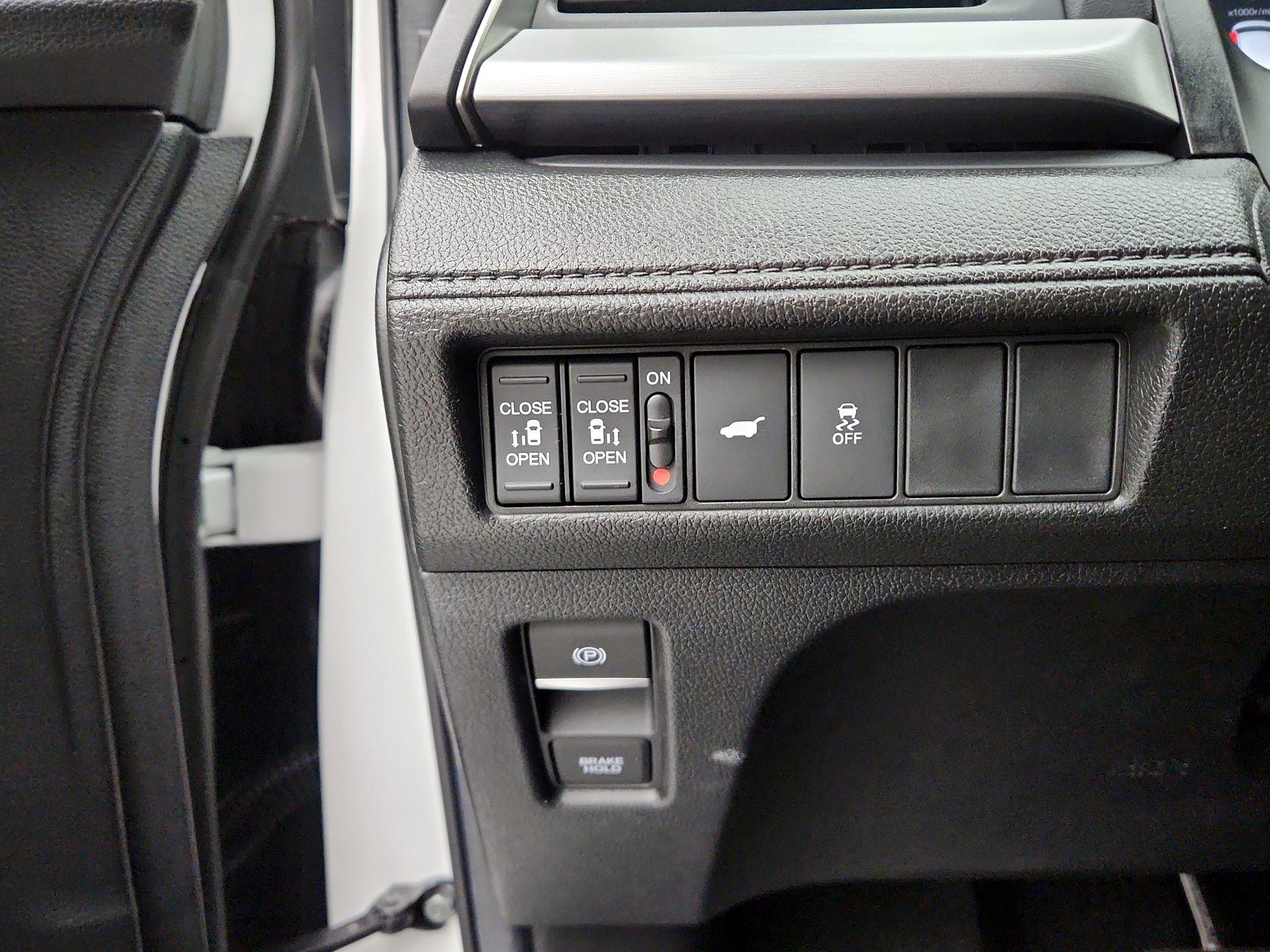 Thumbnail: 2025 Honda Odyssey - 13