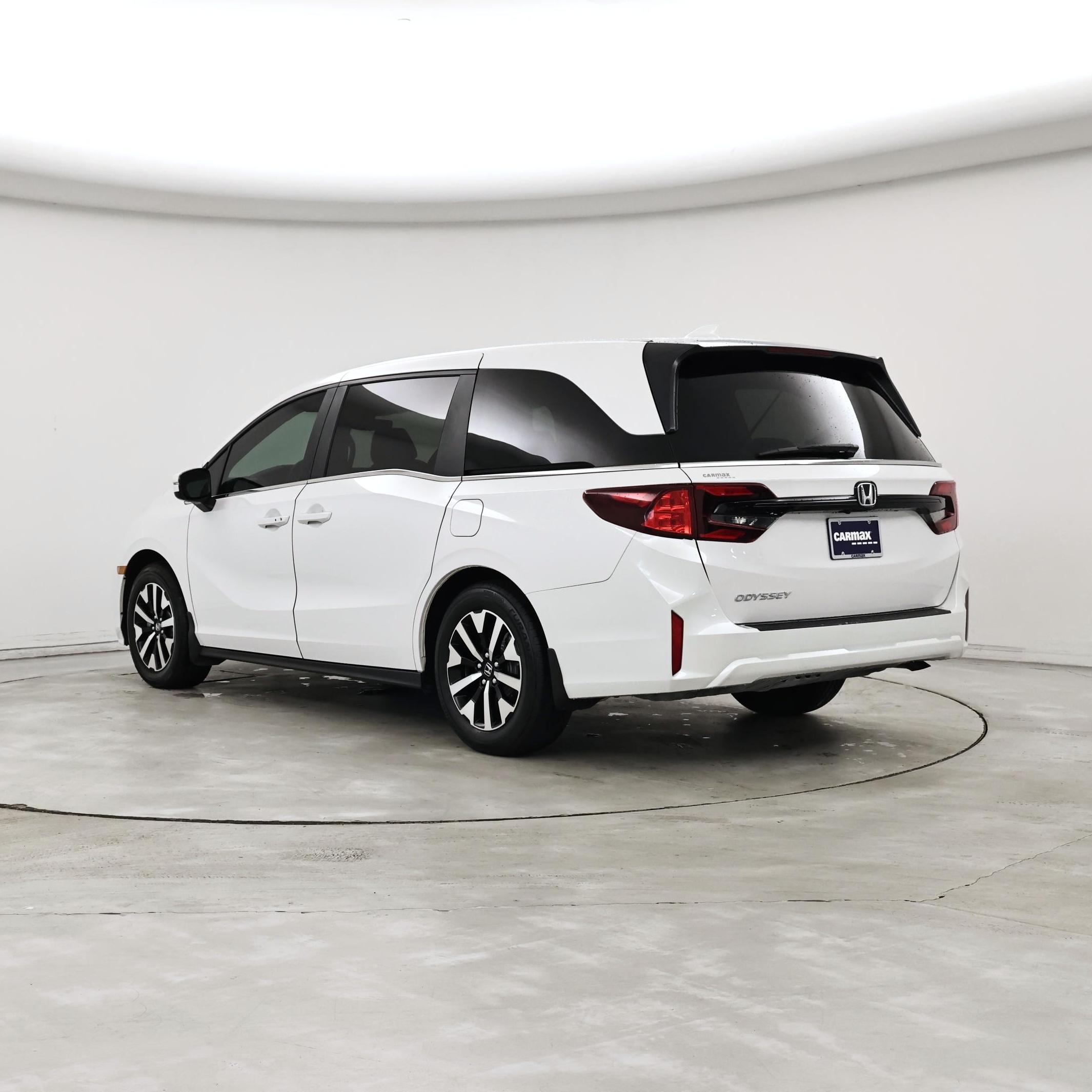 Thumbnail: 2025 Honda Odyssey - 2
