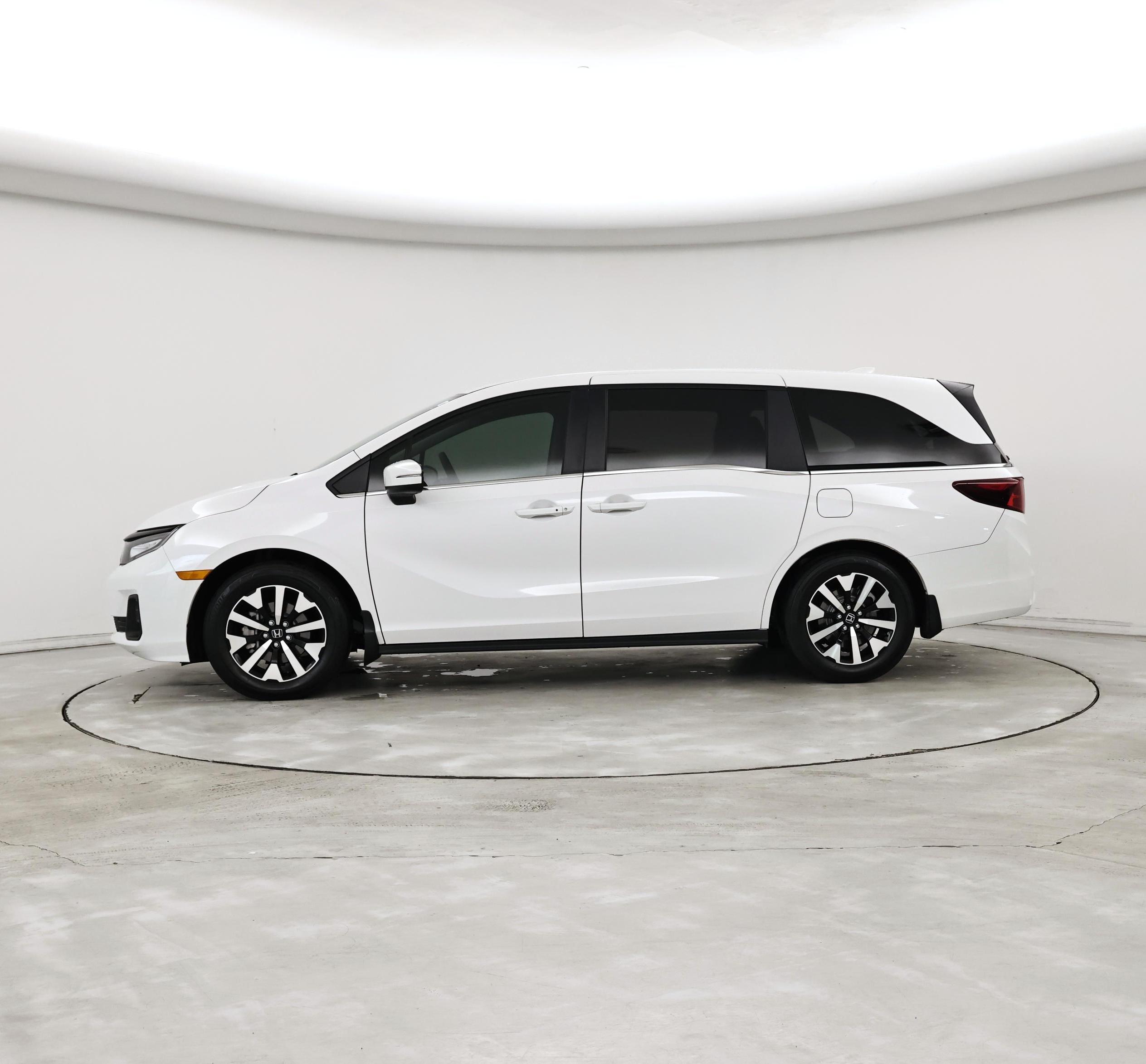 Thumbnail: 2025 Honda Odyssey - 3