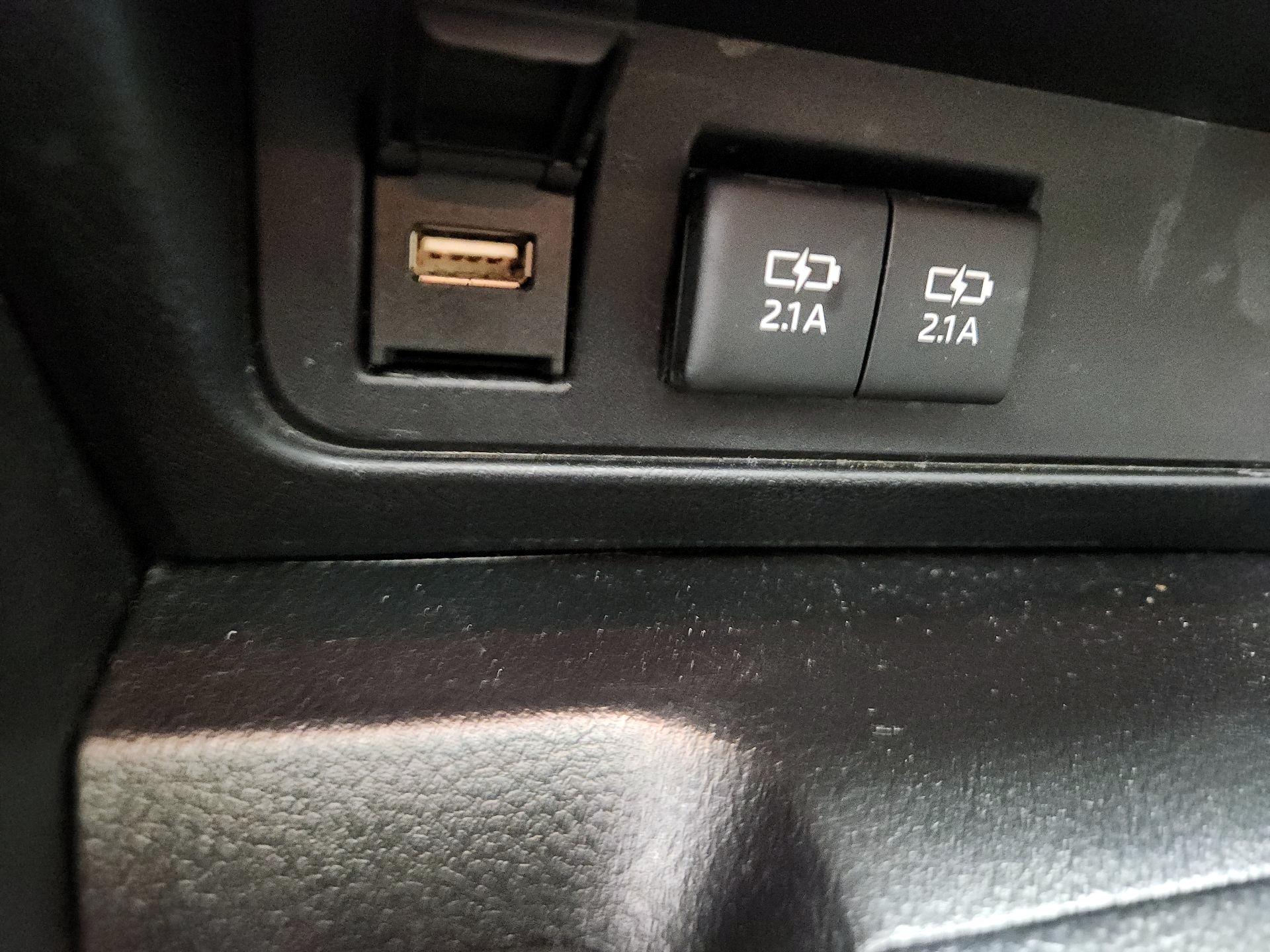 Thumbnail: 2020 Toyota Sequoia - 19