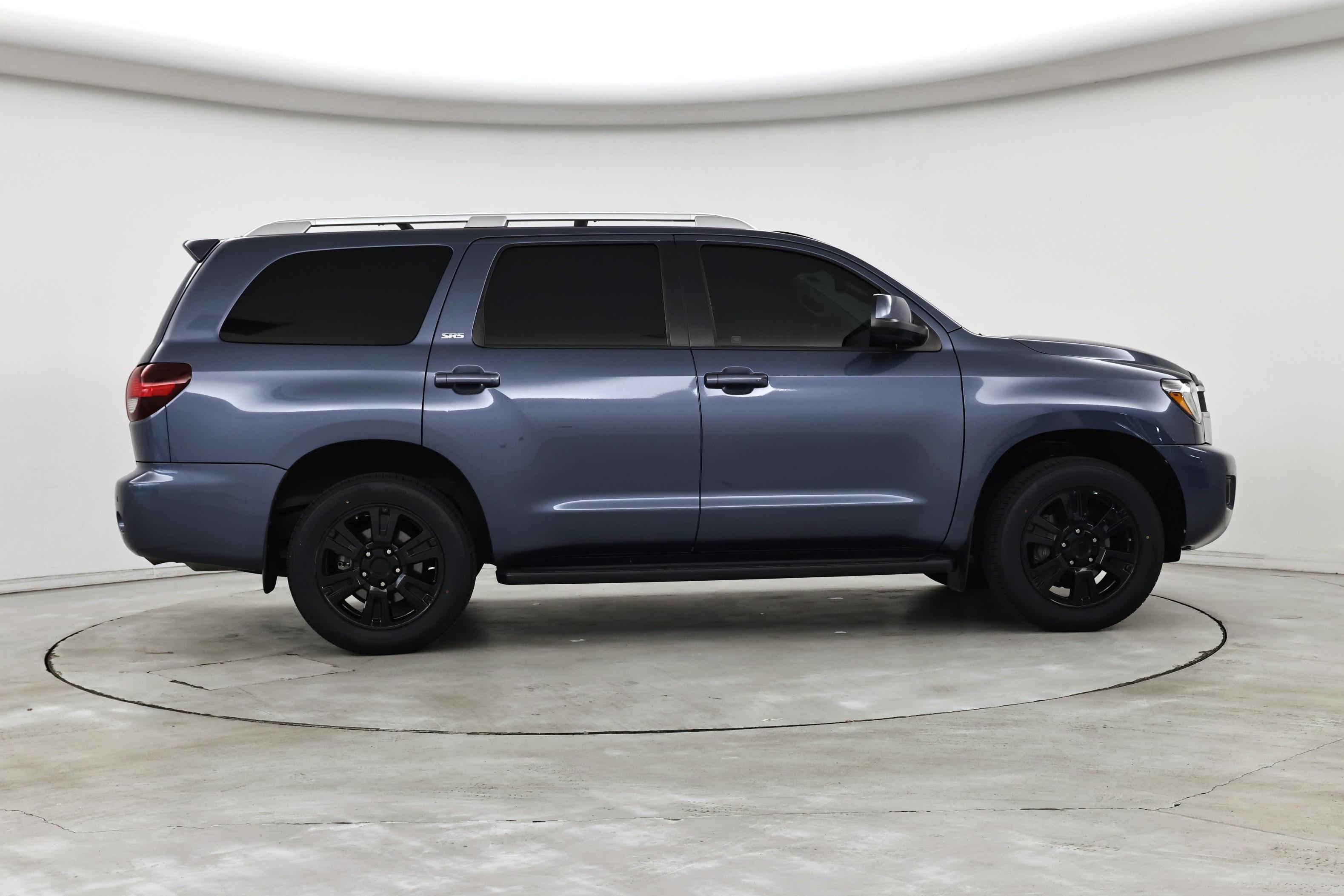 Thumbnail: 2020 Toyota Sequoia - 7