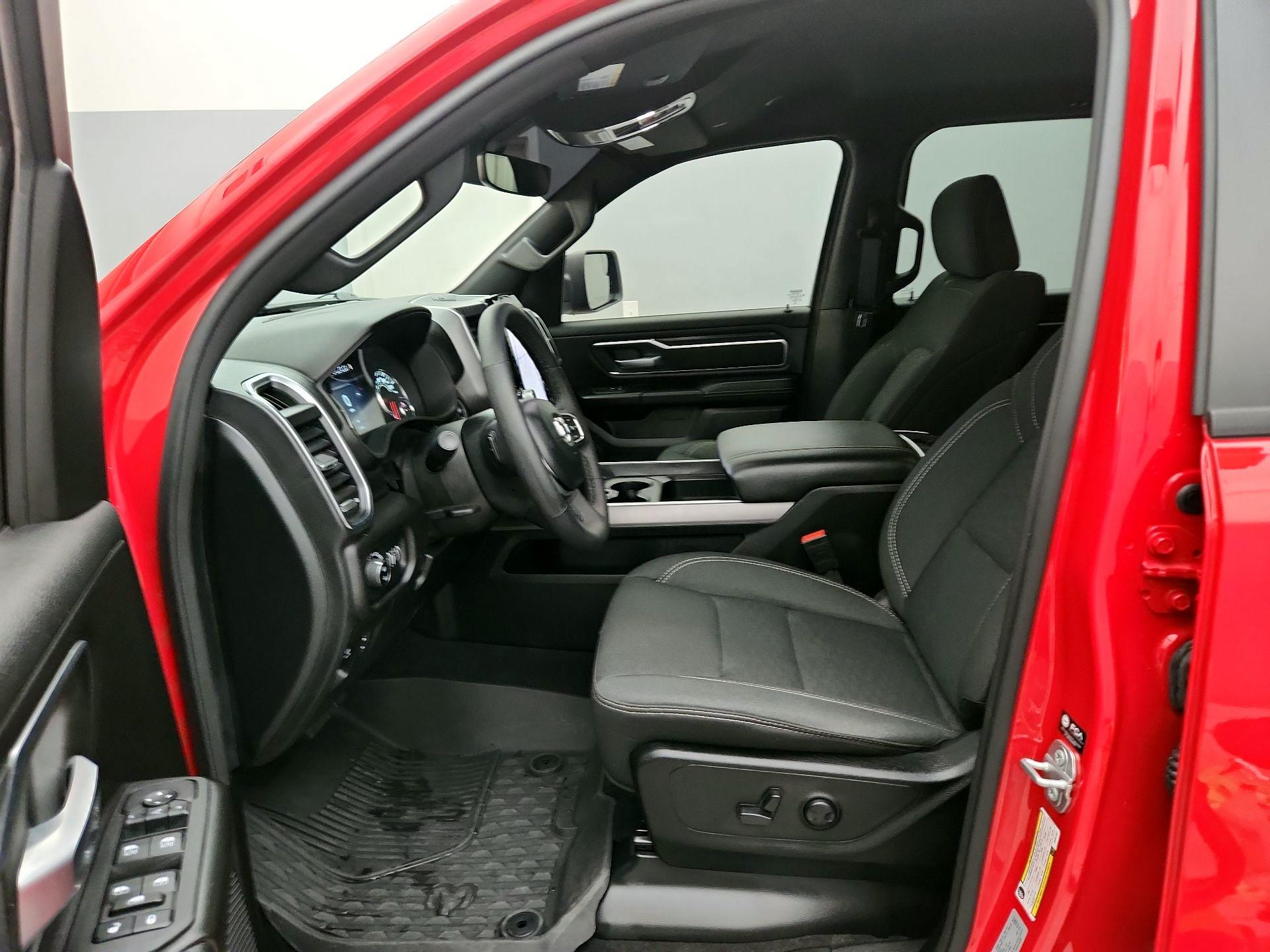 Thumbnail: 2025 RAM 1500 - 11