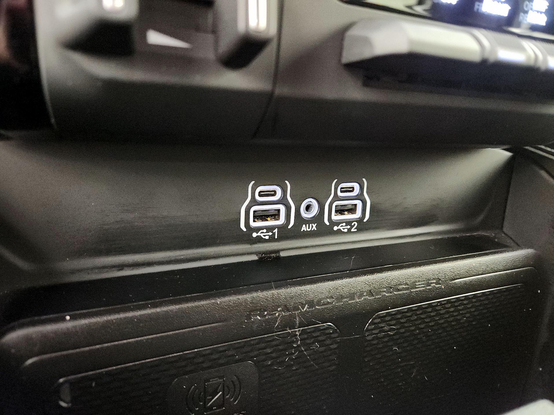 Thumbnail: 2025 RAM 1500 - 19