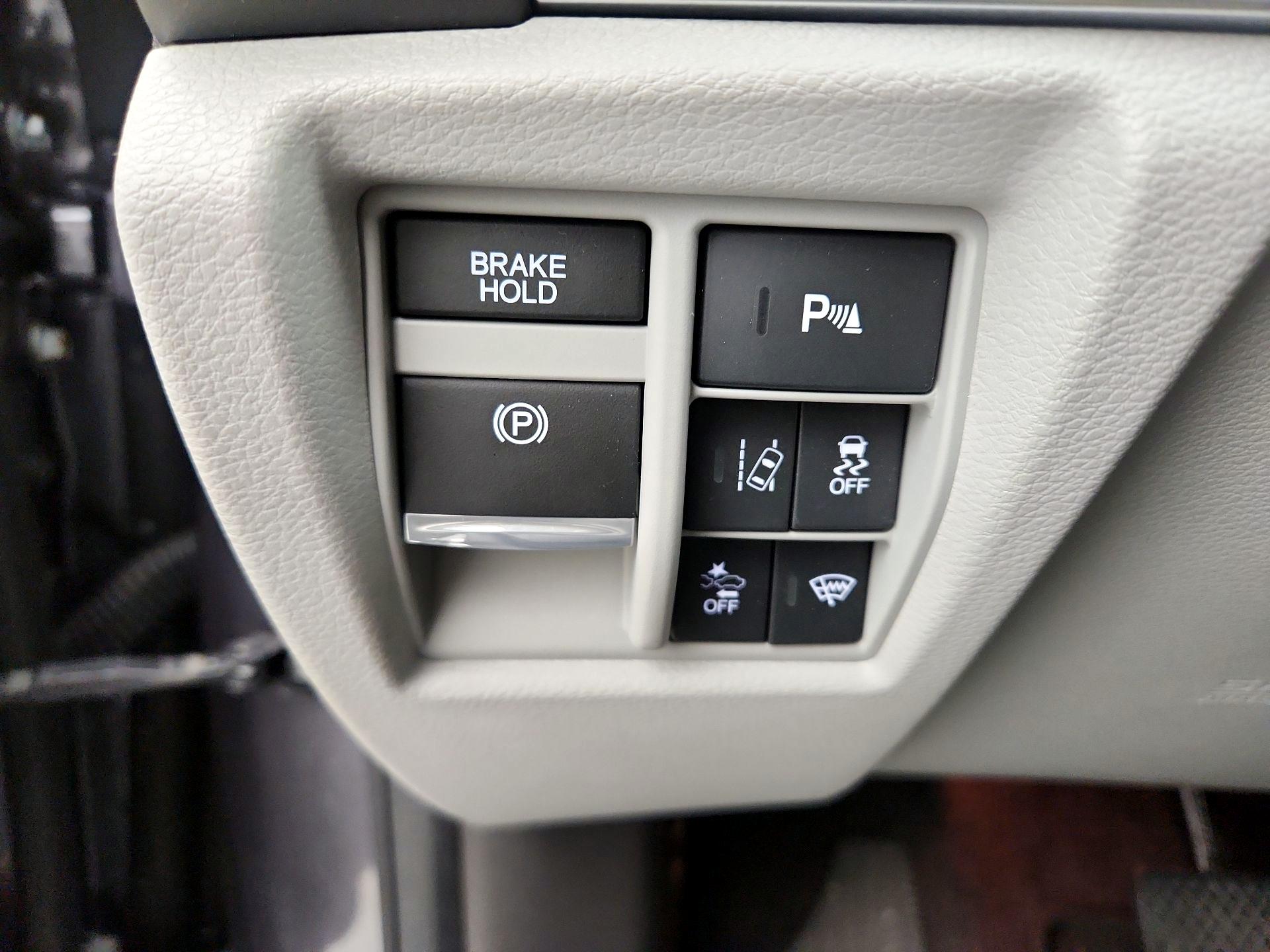 Thumbnail: 2017 Acura MDX - 13