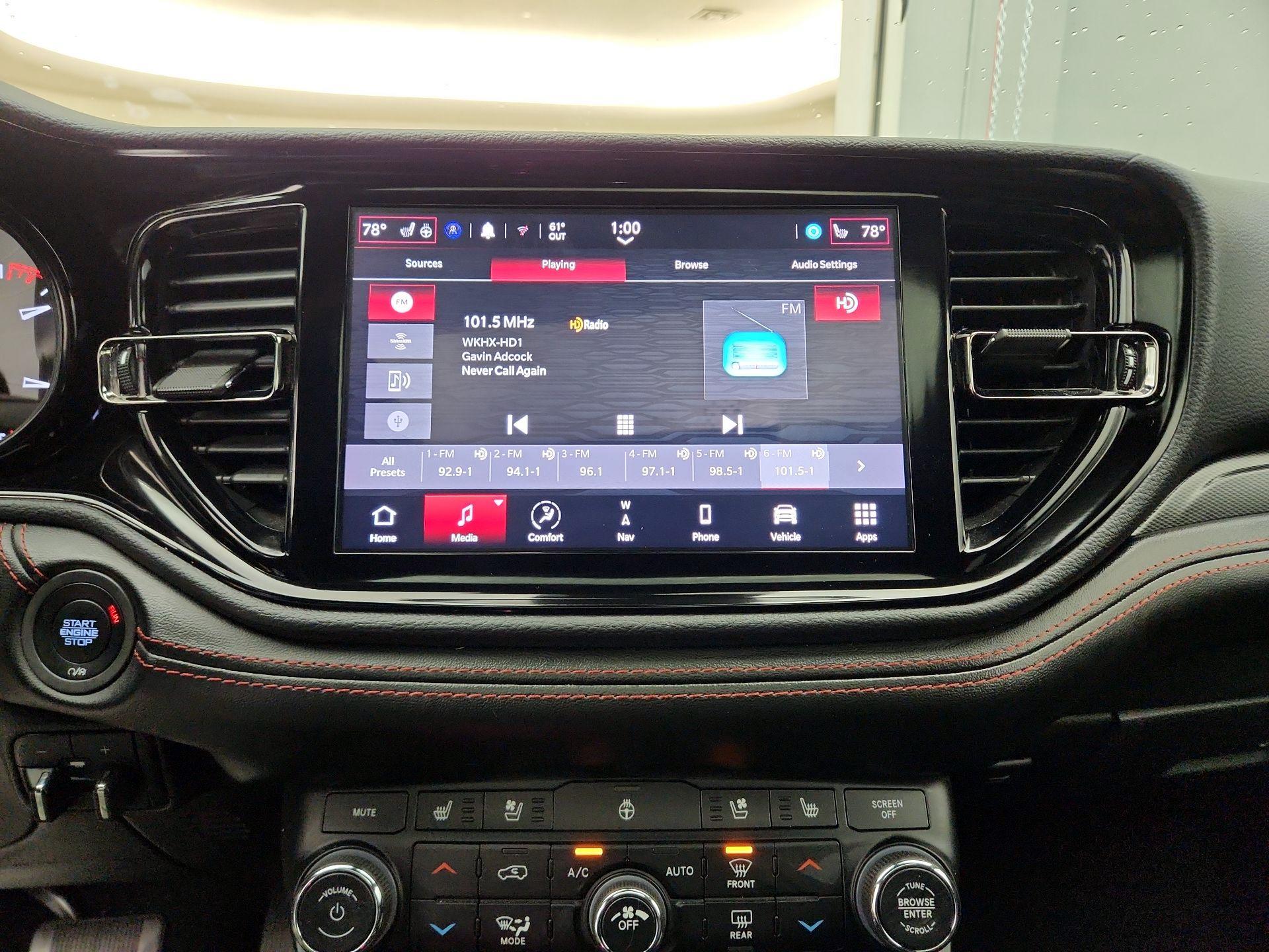 Thumbnail: 2023 Dodge Durango - 16