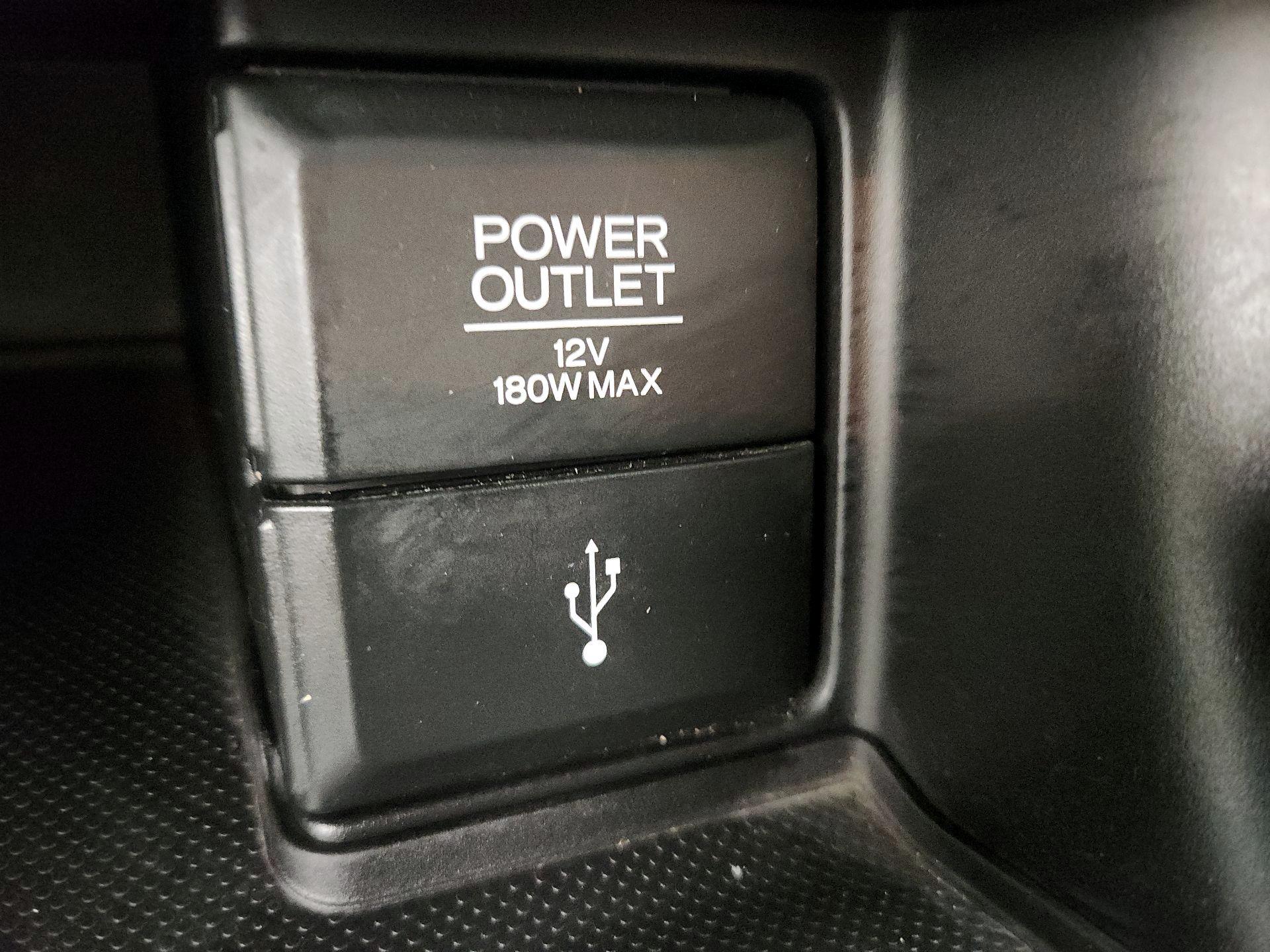 Thumbnail: 2015 Honda Accord - 18