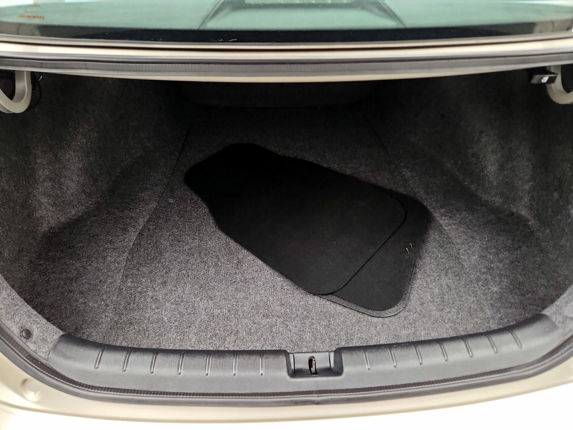 Thumbnail: 2015 Honda Accord - 20