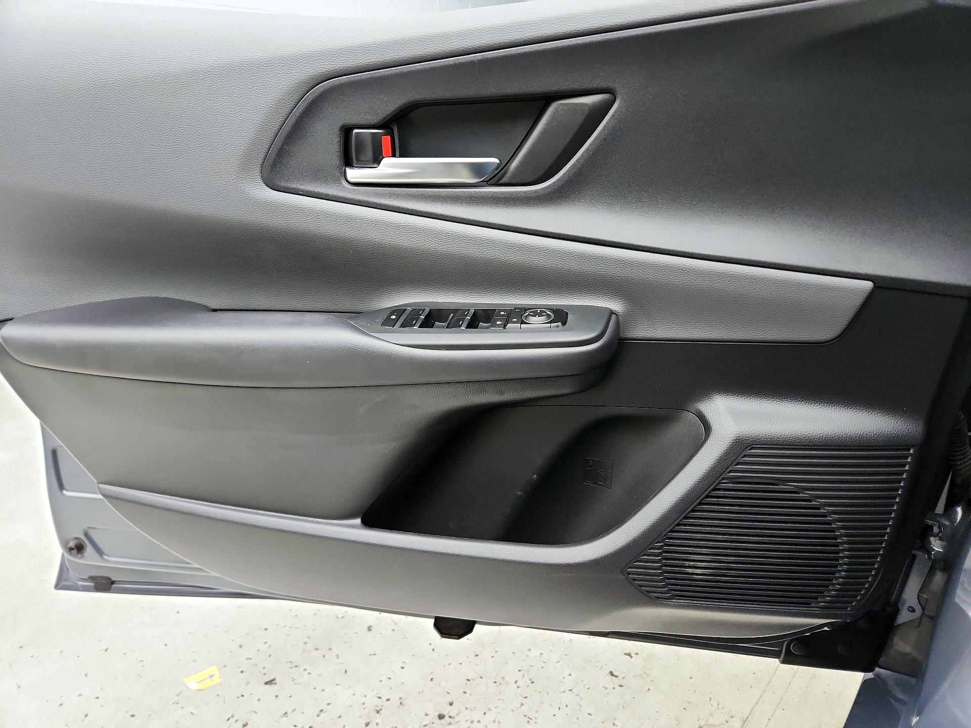 Thumbnail: 2023 Toyota Prius - 12