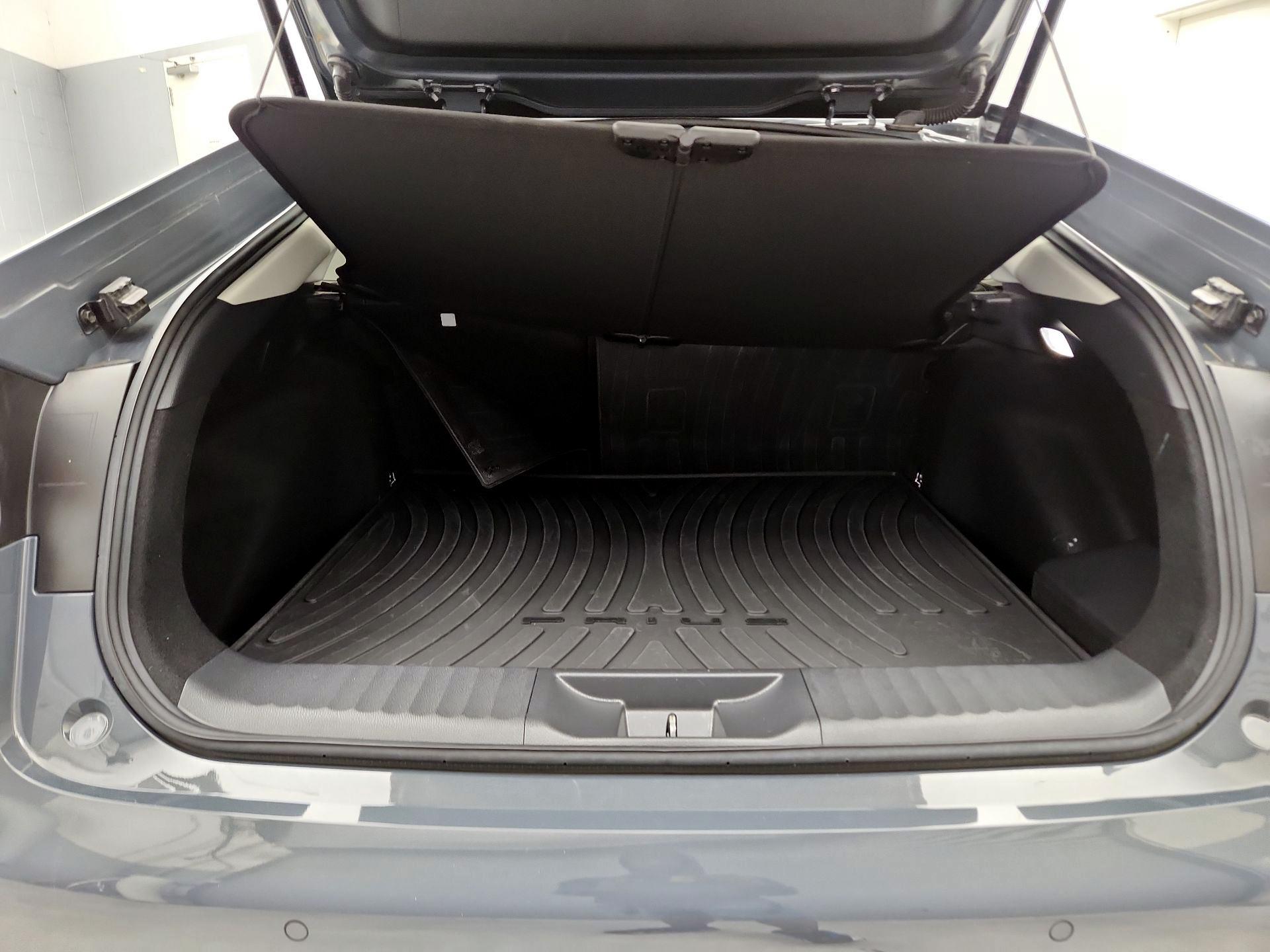 Thumbnail: 2023 Toyota Prius - 20