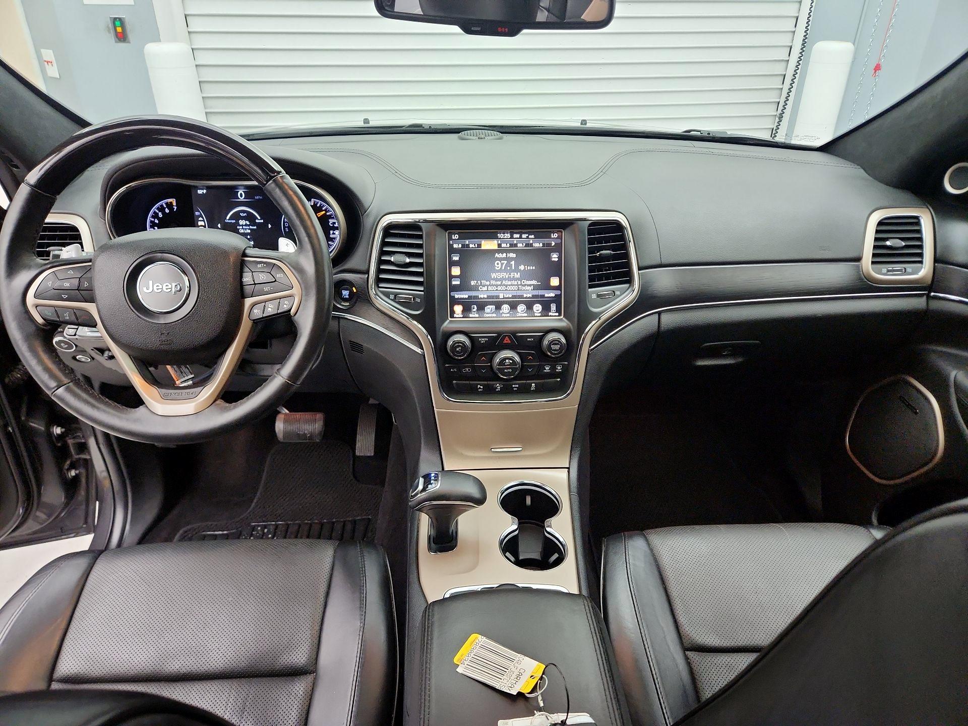Thumbnail: 2015 Jeep Grand Cherokee - 9