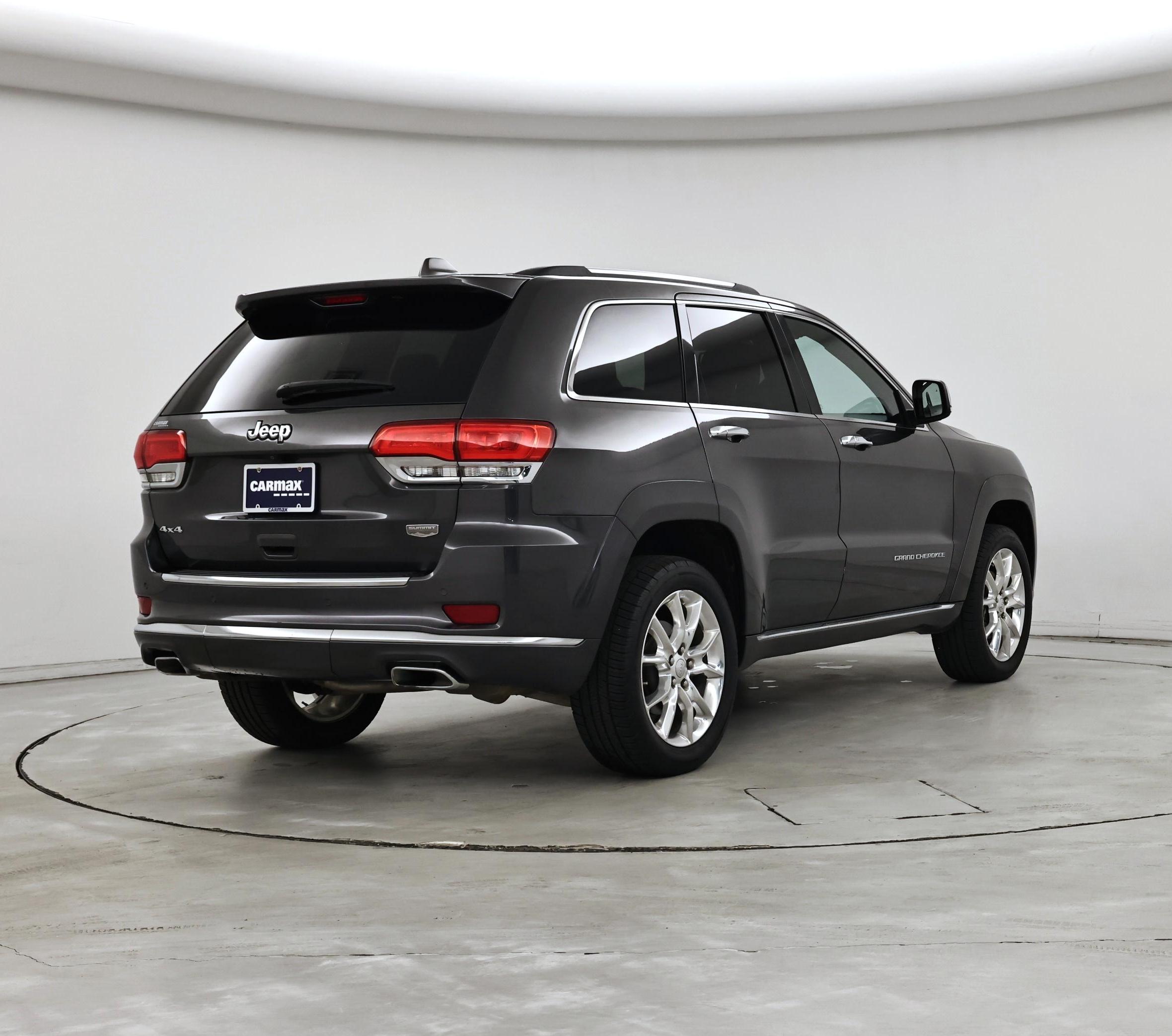 Thumbnail: 2015 Jeep Grand Cherokee - 8