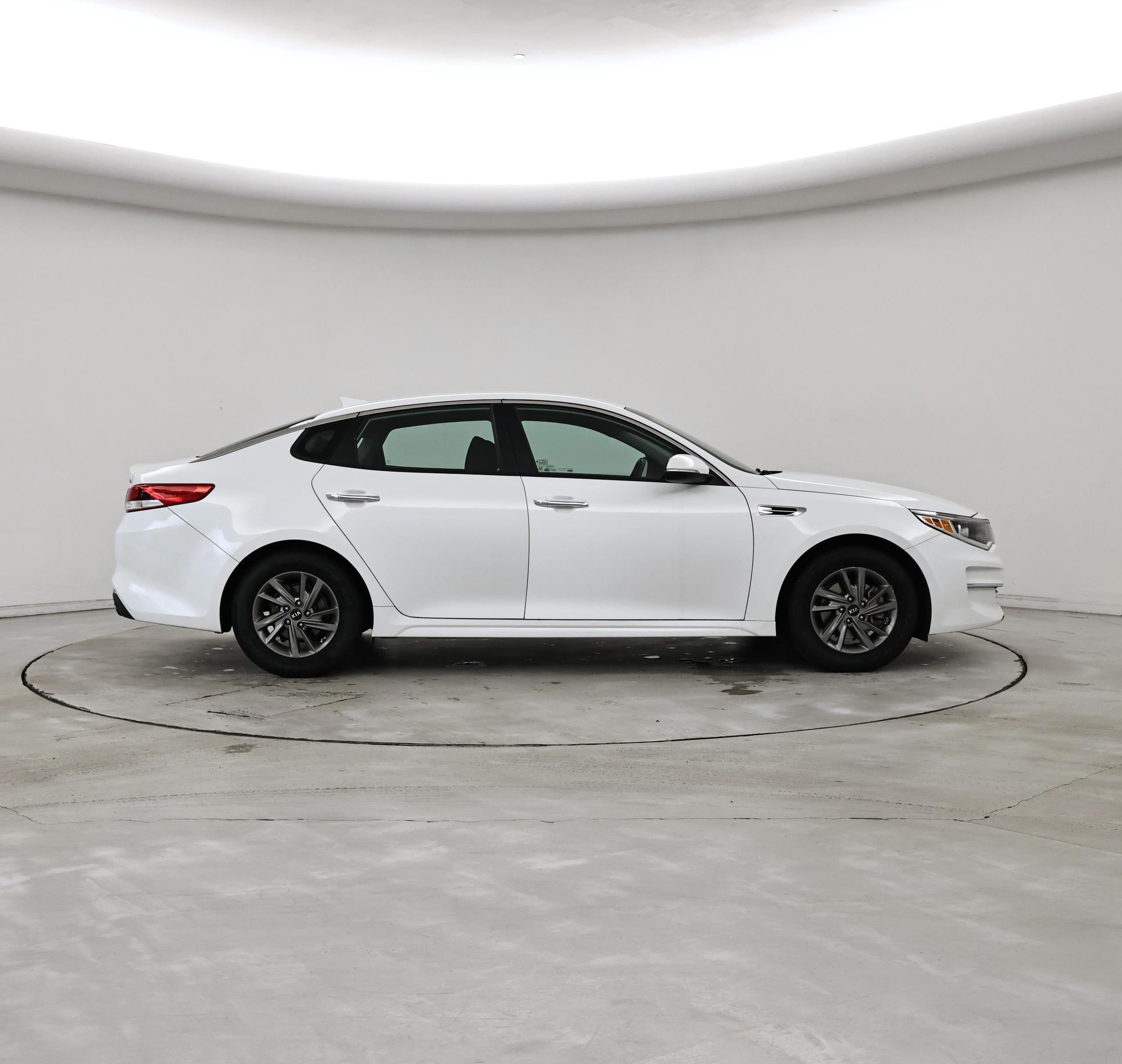 Thumbnail: 2018 Kia Optima - 7