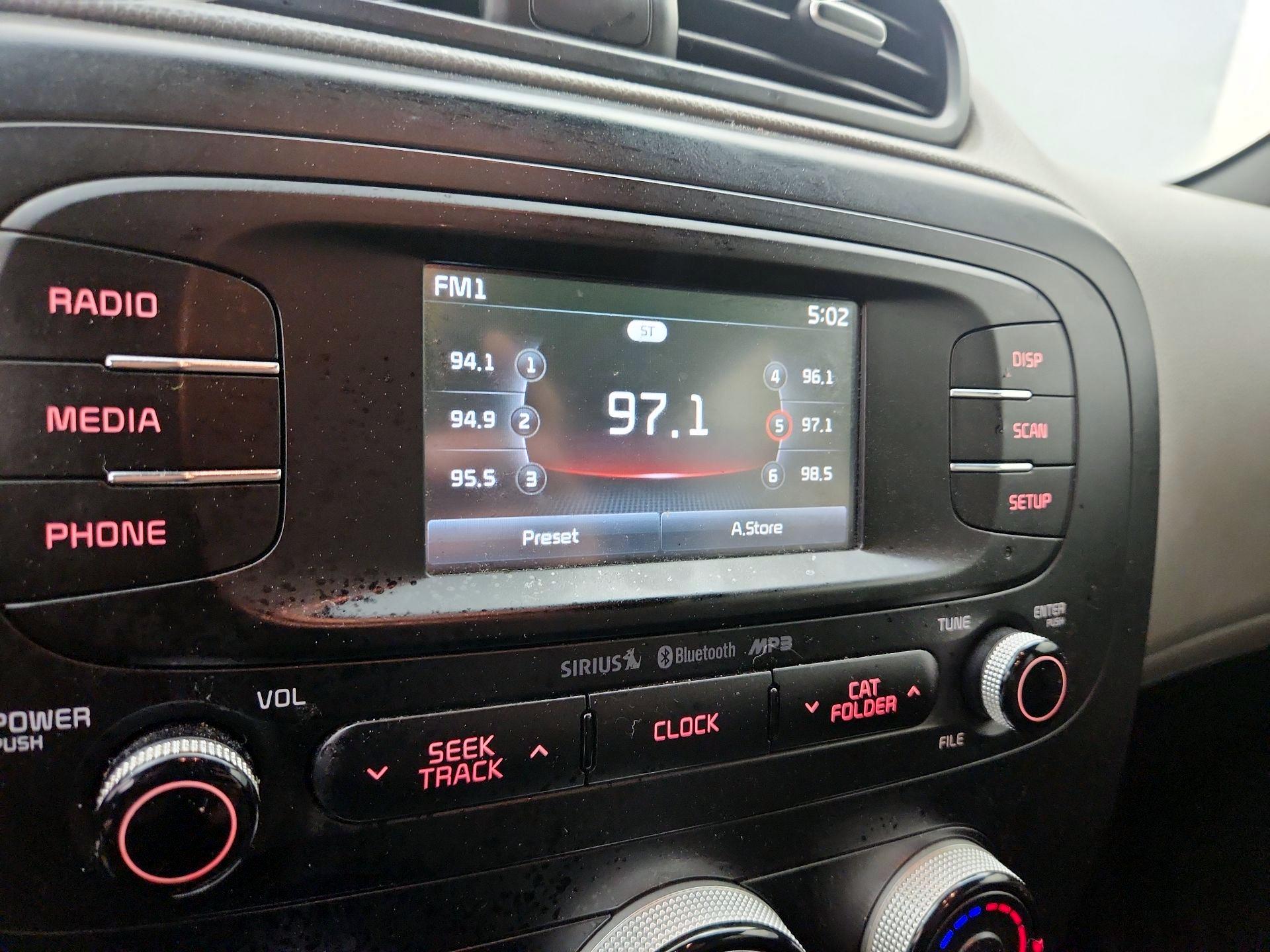 Thumbnail: 2016 Kia Soul - 15