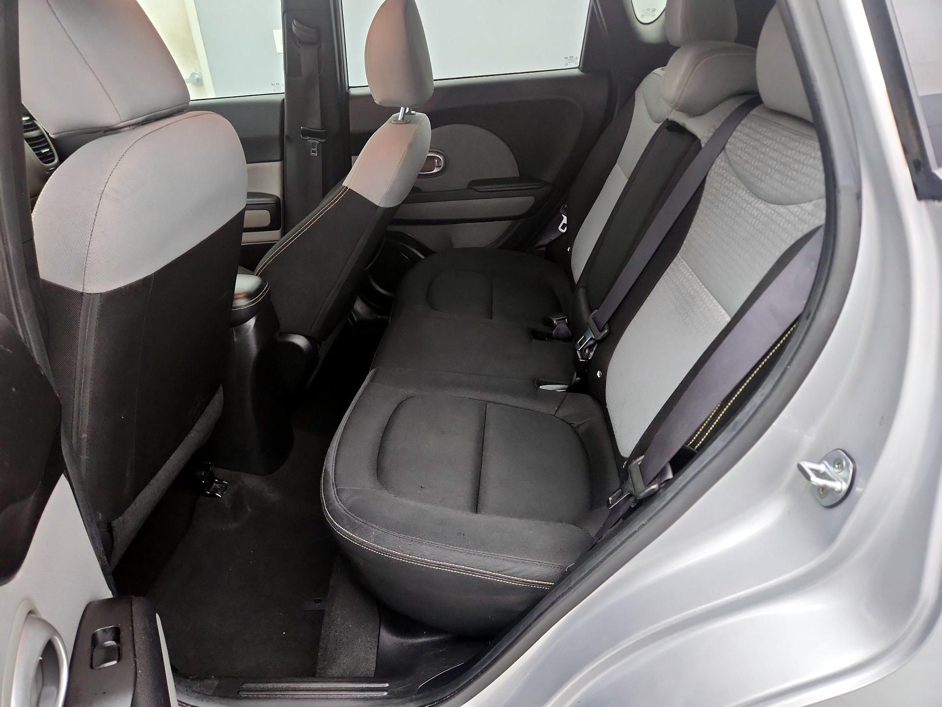 Thumbnail: 2016 Kia Soul - 19