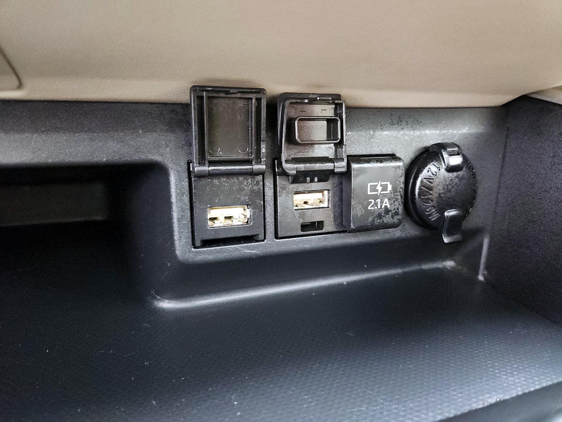 Thumbnail: 2020 Toyota Highlander - 19