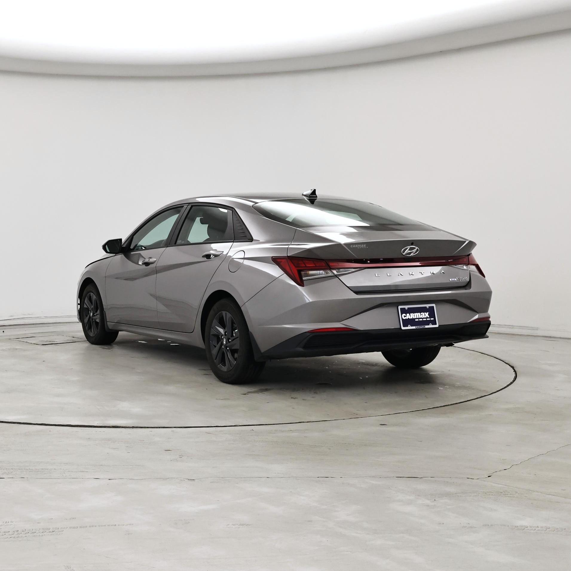 Thumbnail: 2023 Hyundai Elantra - 2