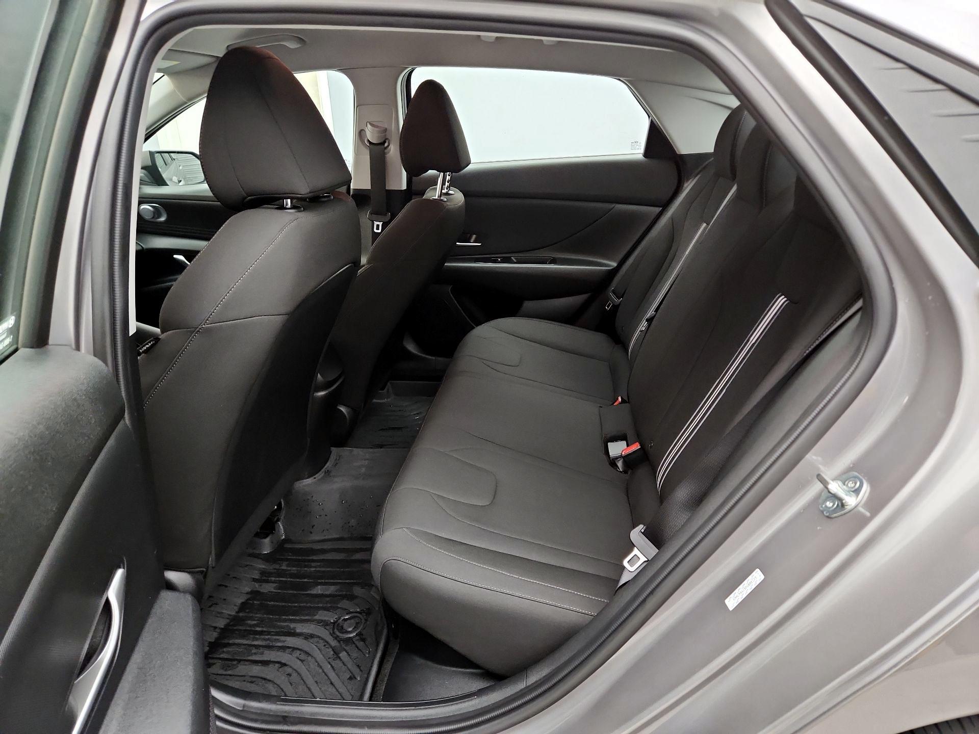 Thumbnail: 2023 Hyundai Elantra - 19