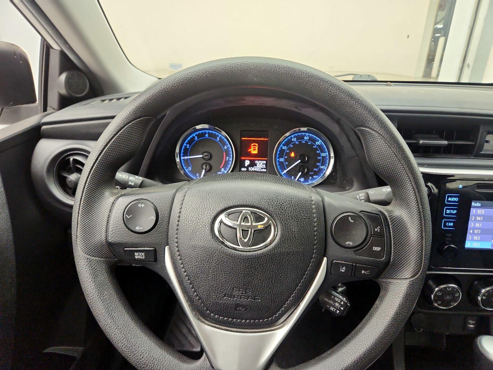 Thumbnail: 2019 Toyota Corolla - 10