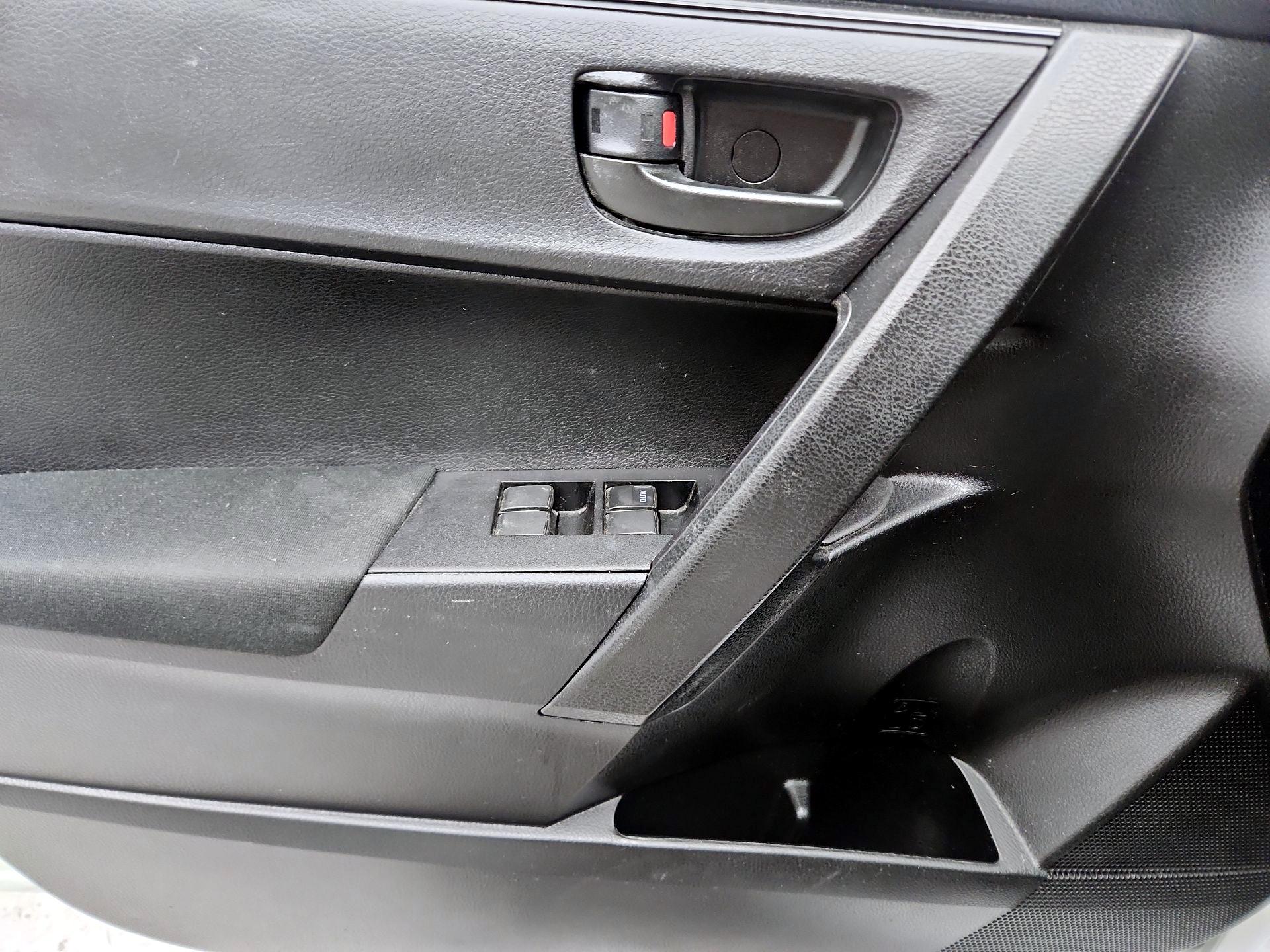 Thumbnail: 2019 Toyota Corolla - 12