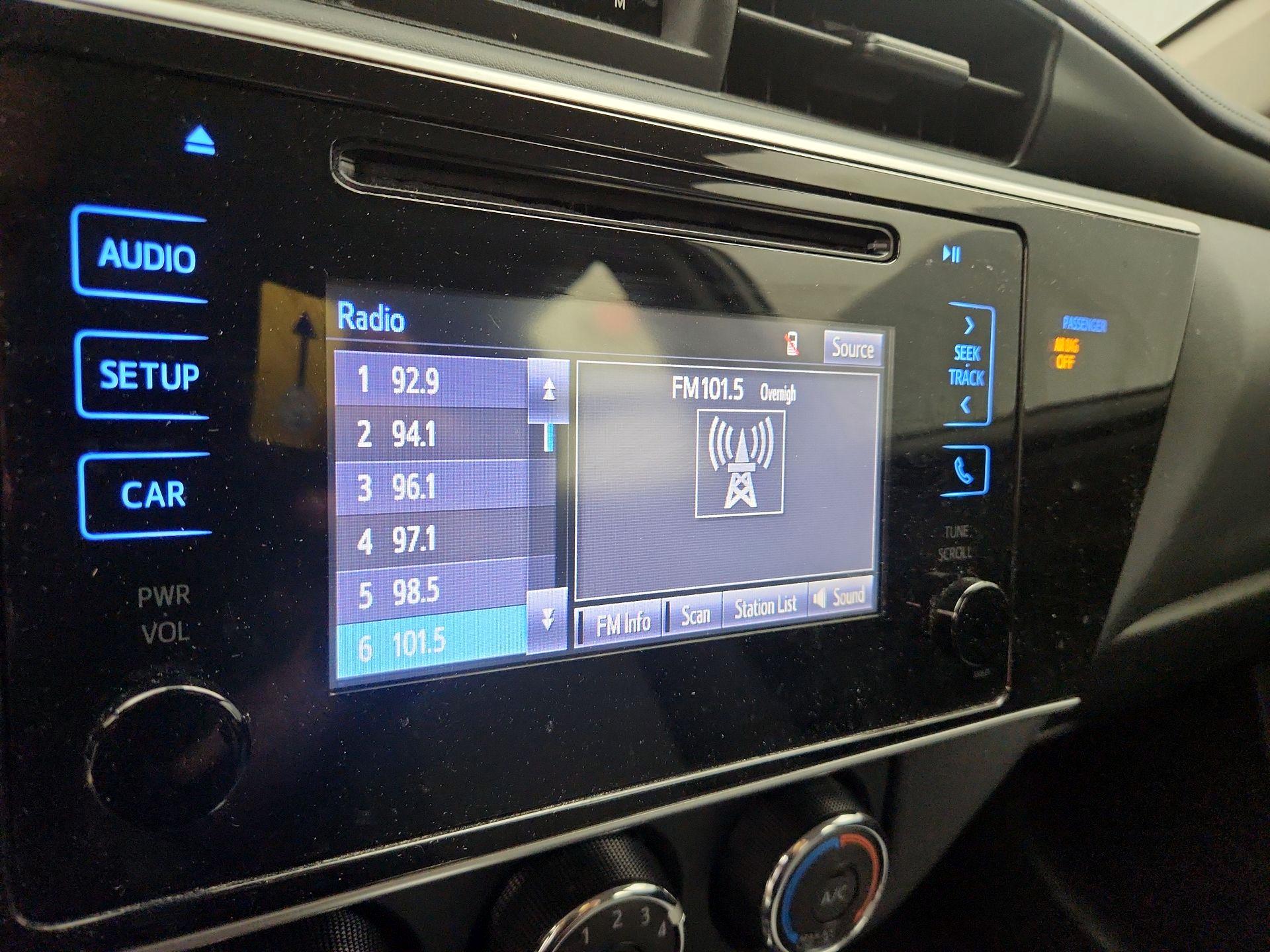 Thumbnail: 2019 Toyota Corolla - 15