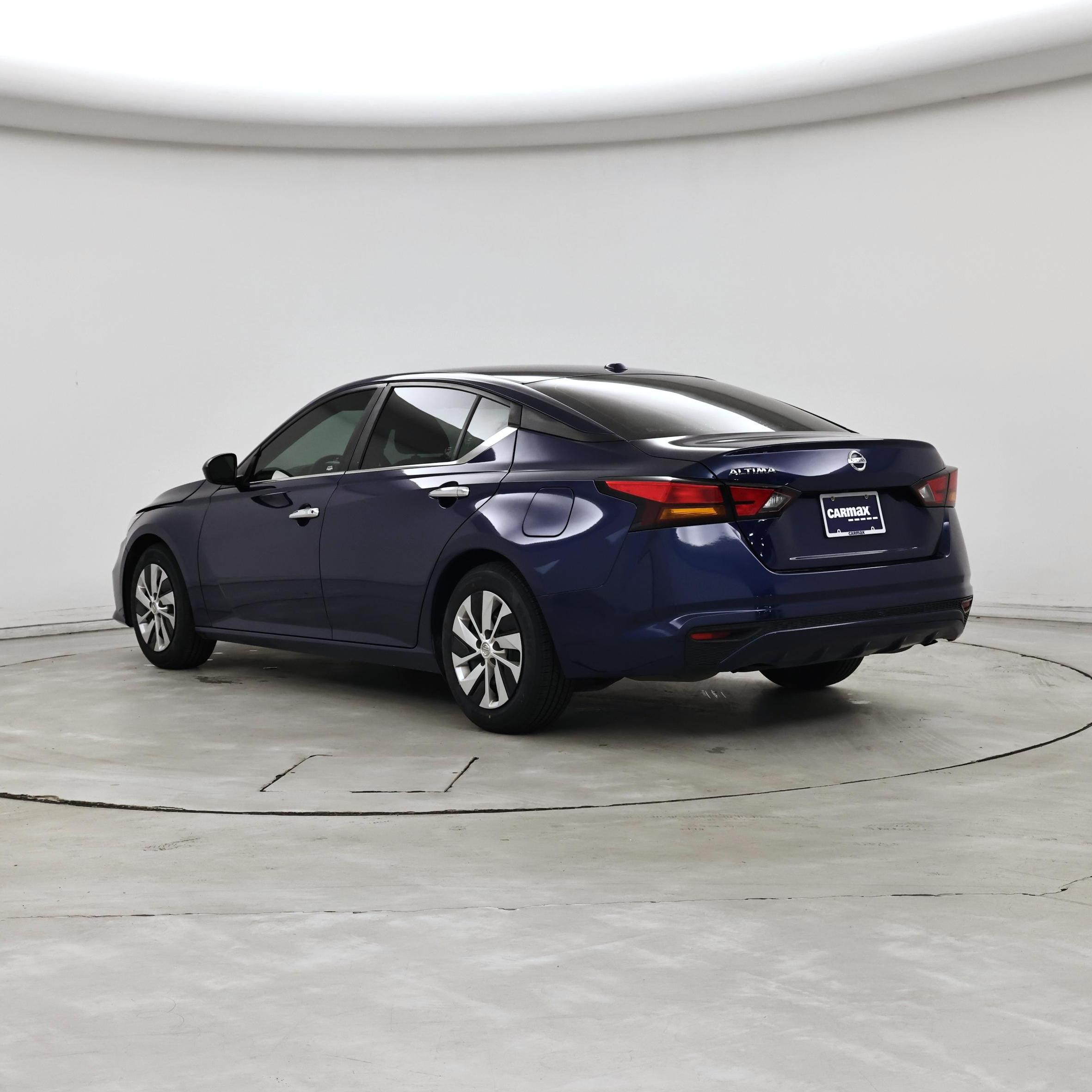 Thumbnail: 2020 Nissan Altima - 2