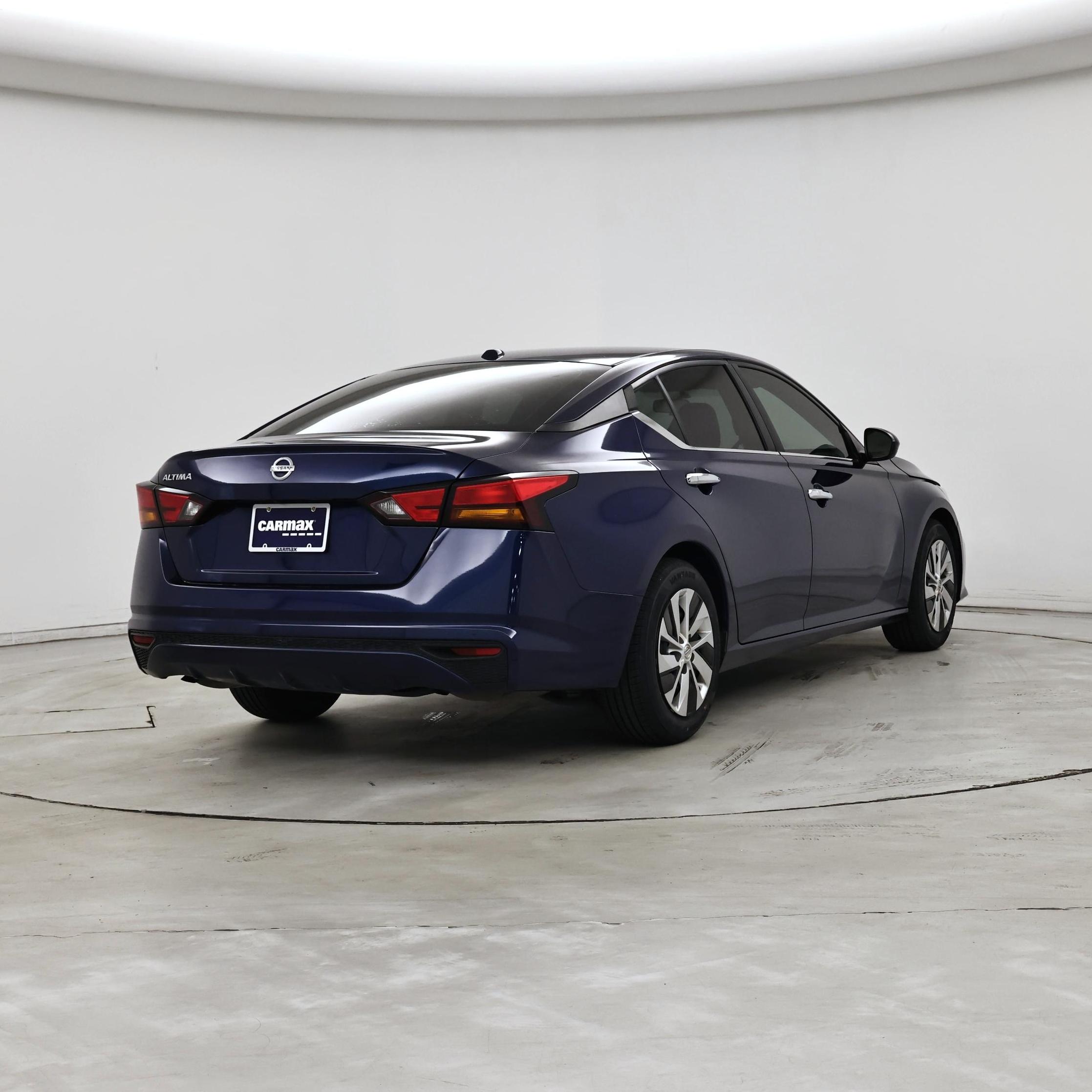 Thumbnail: 2020 Nissan Altima - 8