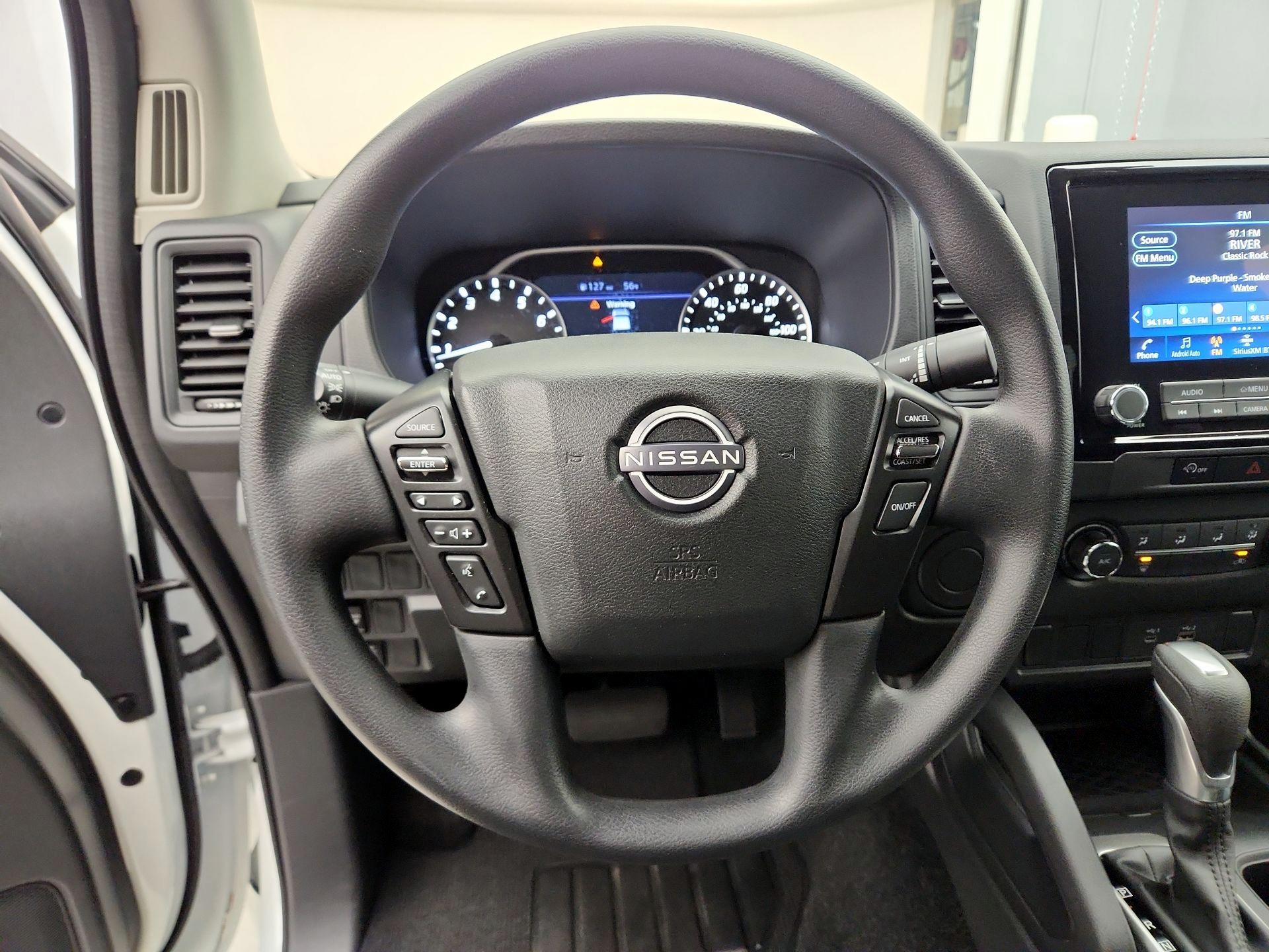 Thumbnail: 2024 Nissan Frontier - 10