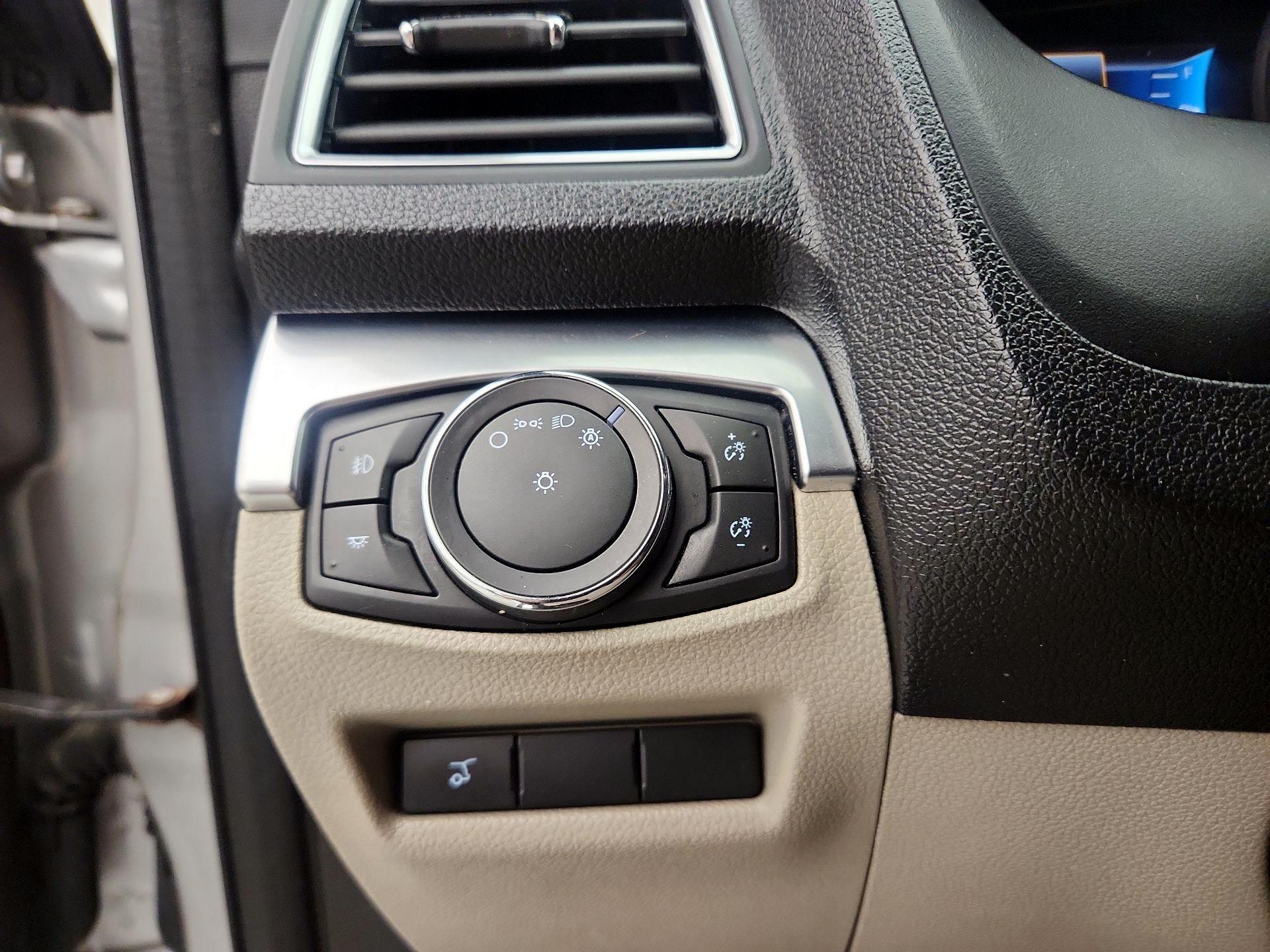 Thumbnail: 2018 Ford Explorer - 13