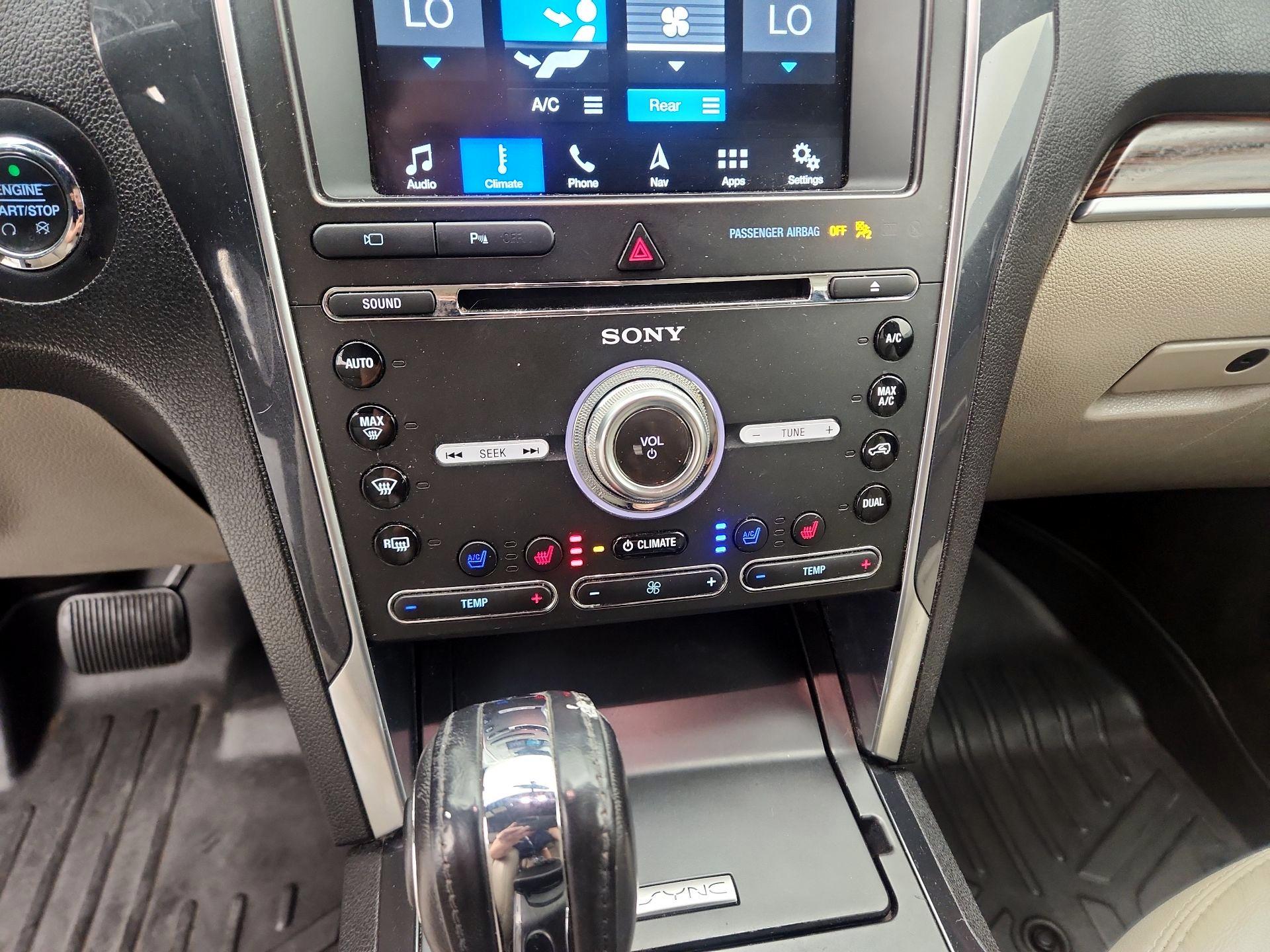 Thumbnail: 2018 Ford Explorer - 17