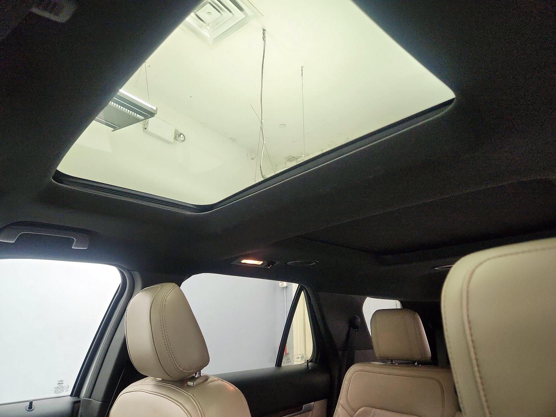 Thumbnail: 2018 Ford Explorer - 20