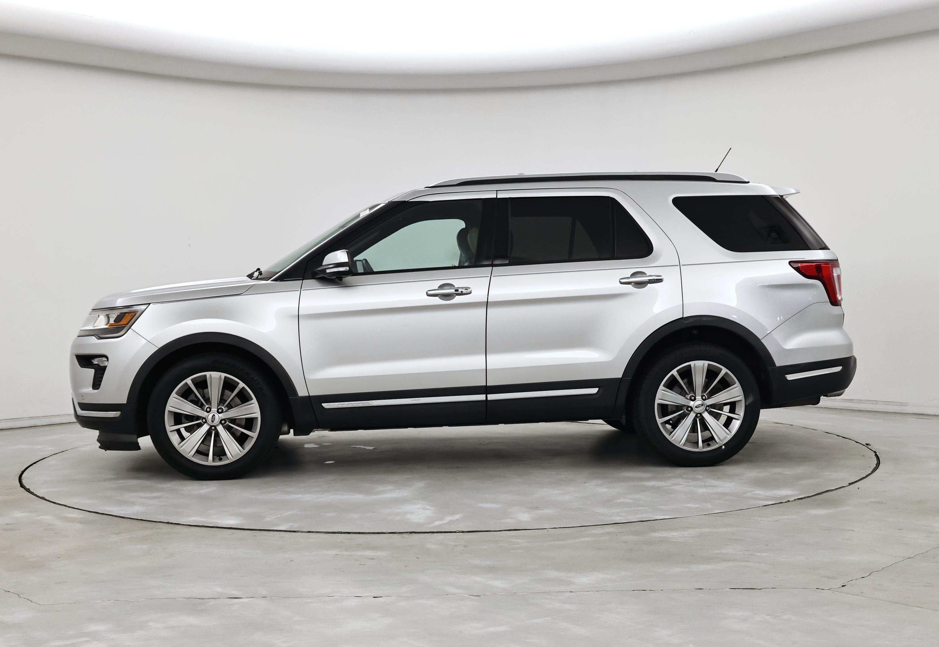 Thumbnail: 2018 Ford Explorer - 3