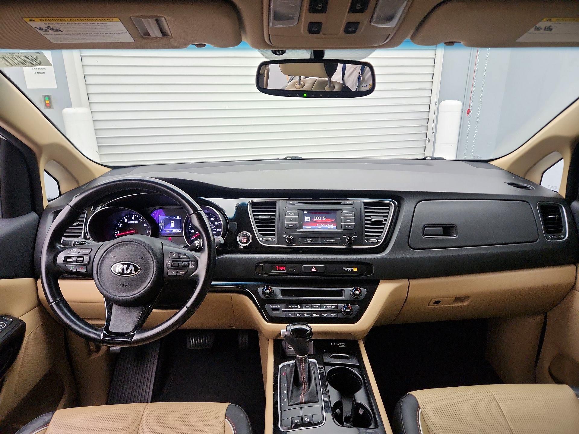 Thumbnail: 2015 Kia Sedona - 9