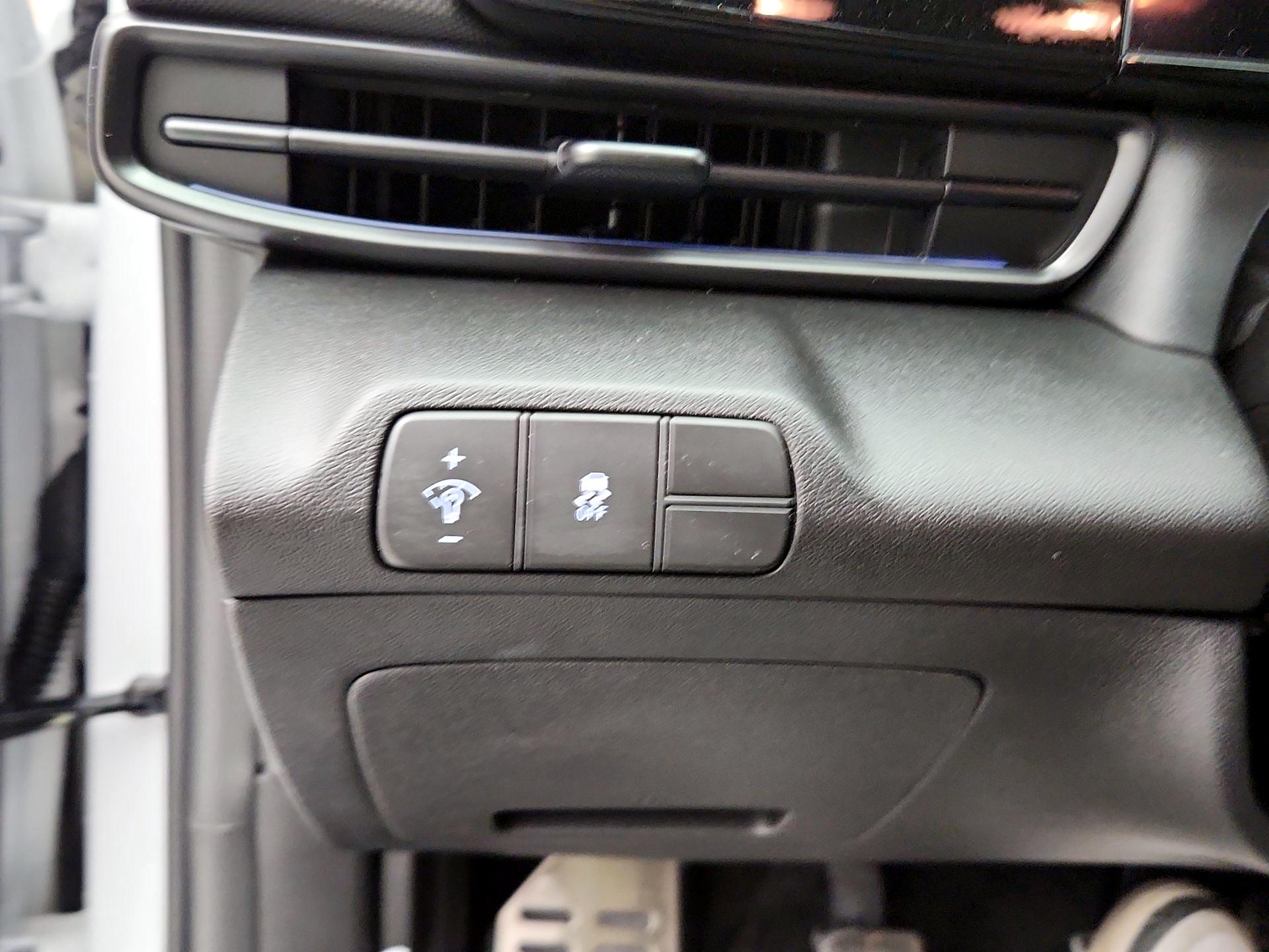 Thumbnail: 2025 Hyundai Elantra - 13