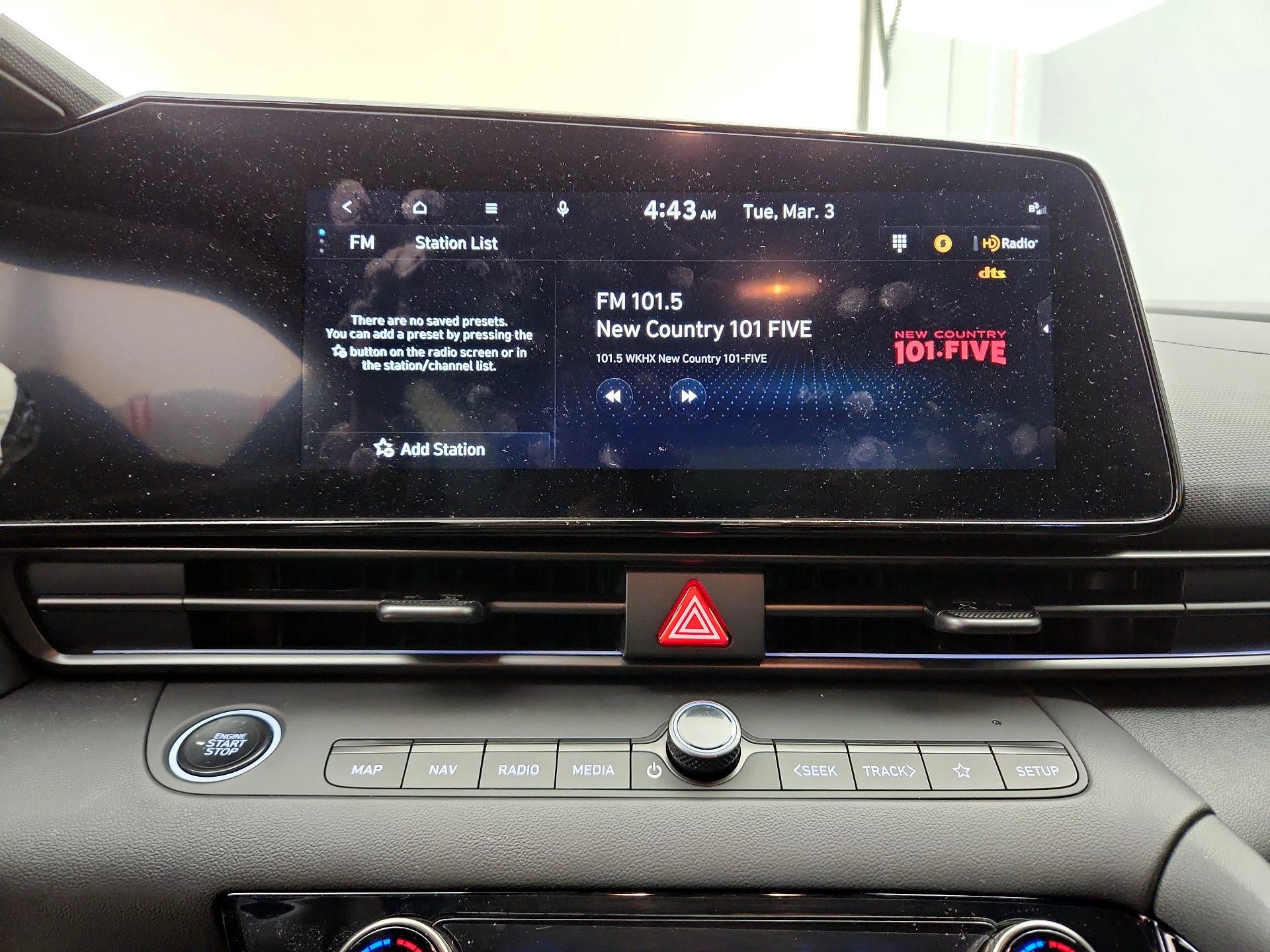 Thumbnail: 2025 Hyundai Elantra - 16