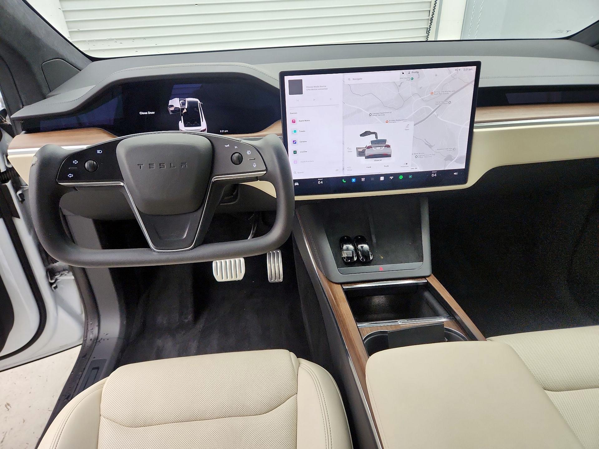 Thumbnail: 2022 Tesla Model X - 9