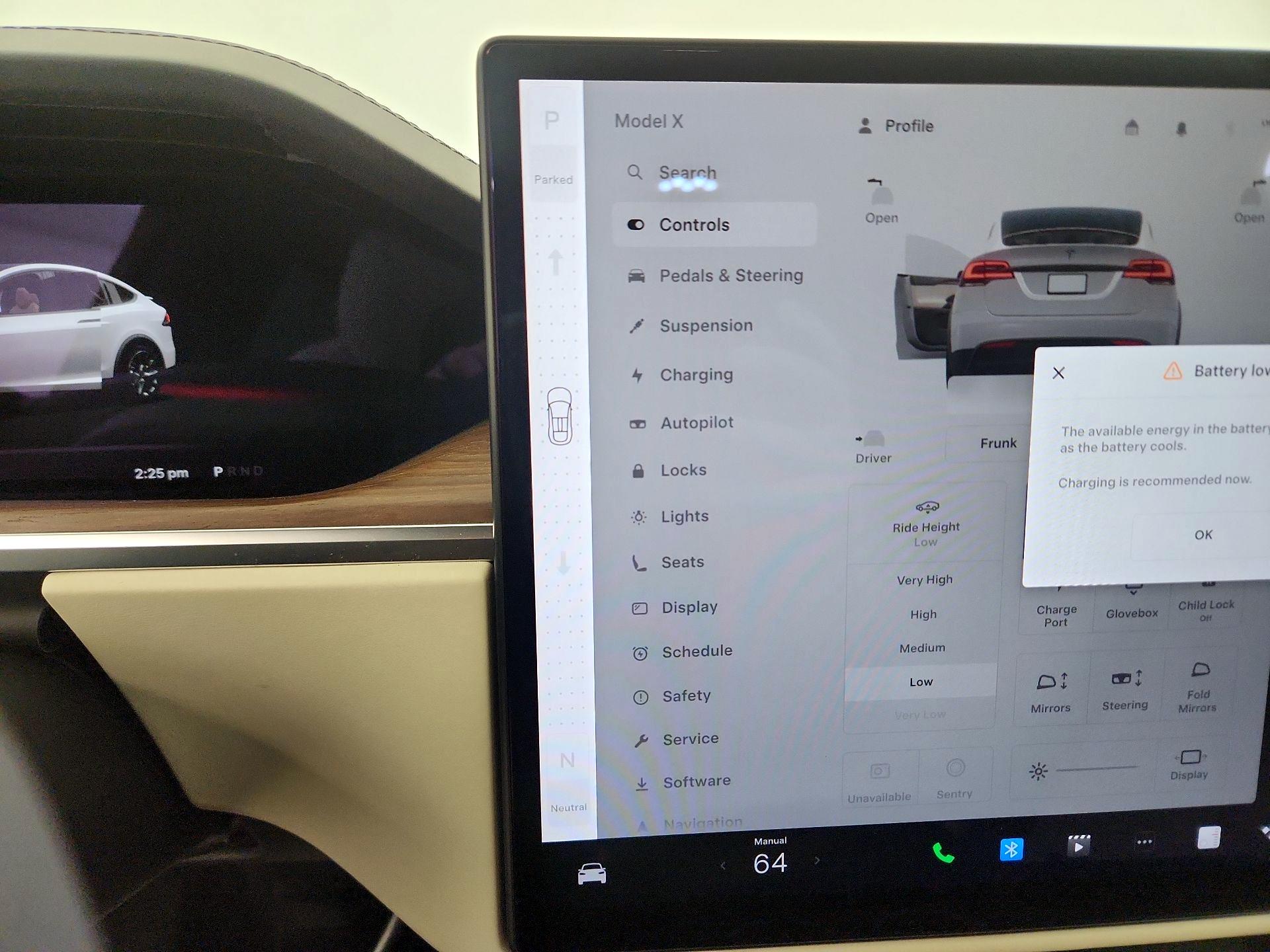 Thumbnail: 2022 Tesla Model X - 17