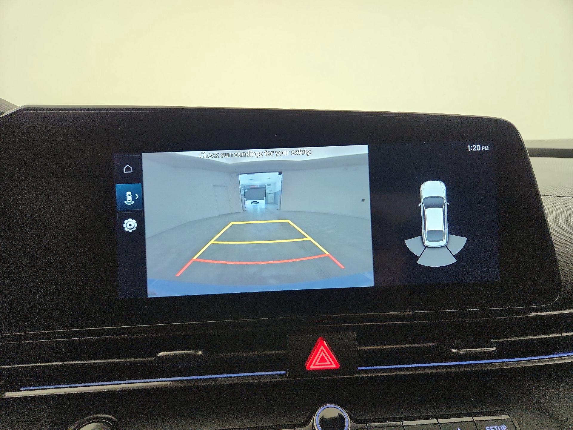 Thumbnail: 2022 Hyundai Elantra - 15