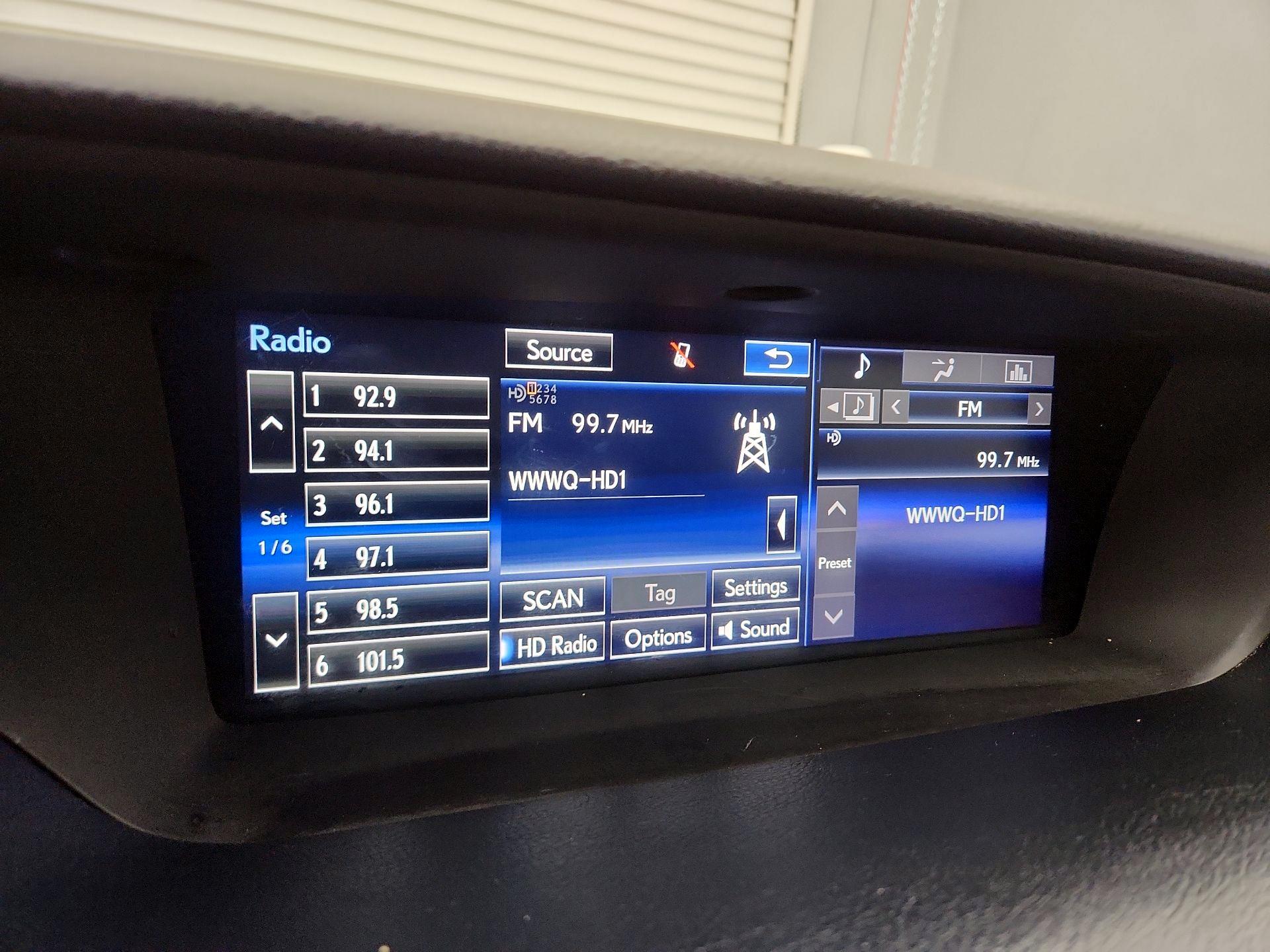 Thumbnail: 2015 Lexus GS - 15