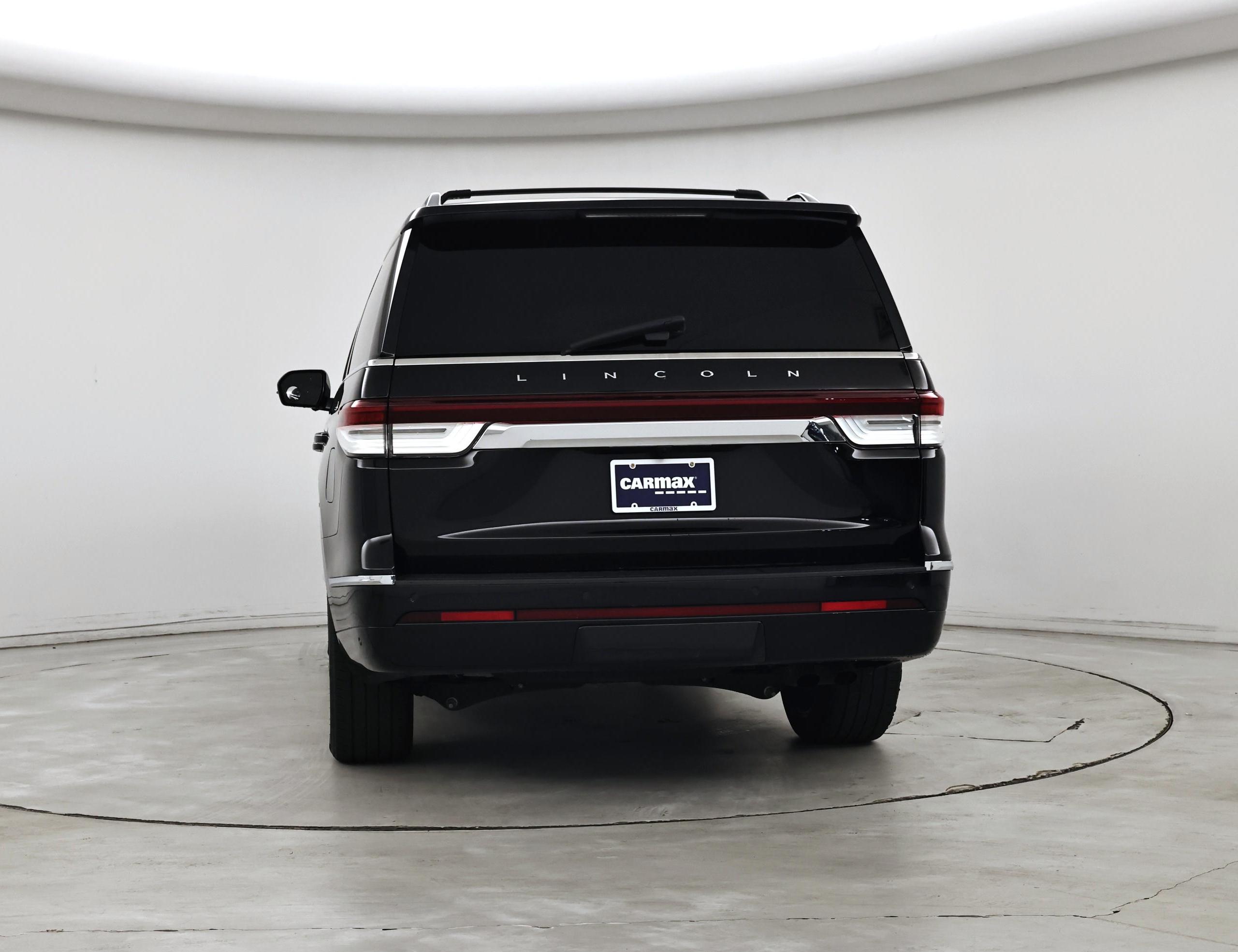 Thumbnail: 2023 Lincoln Navigator - 6