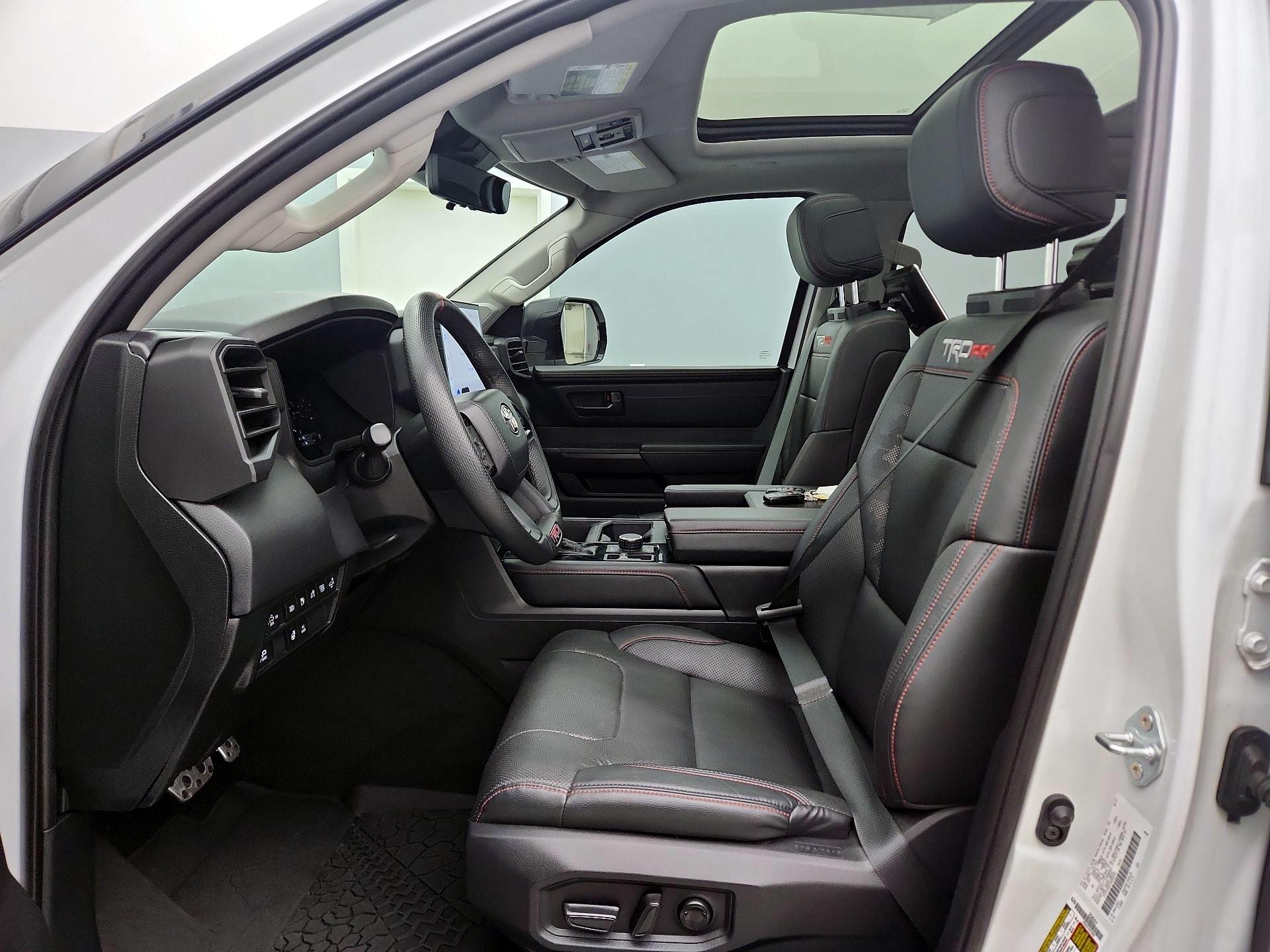 Thumbnail: 2022 Toyota Tundra - 11