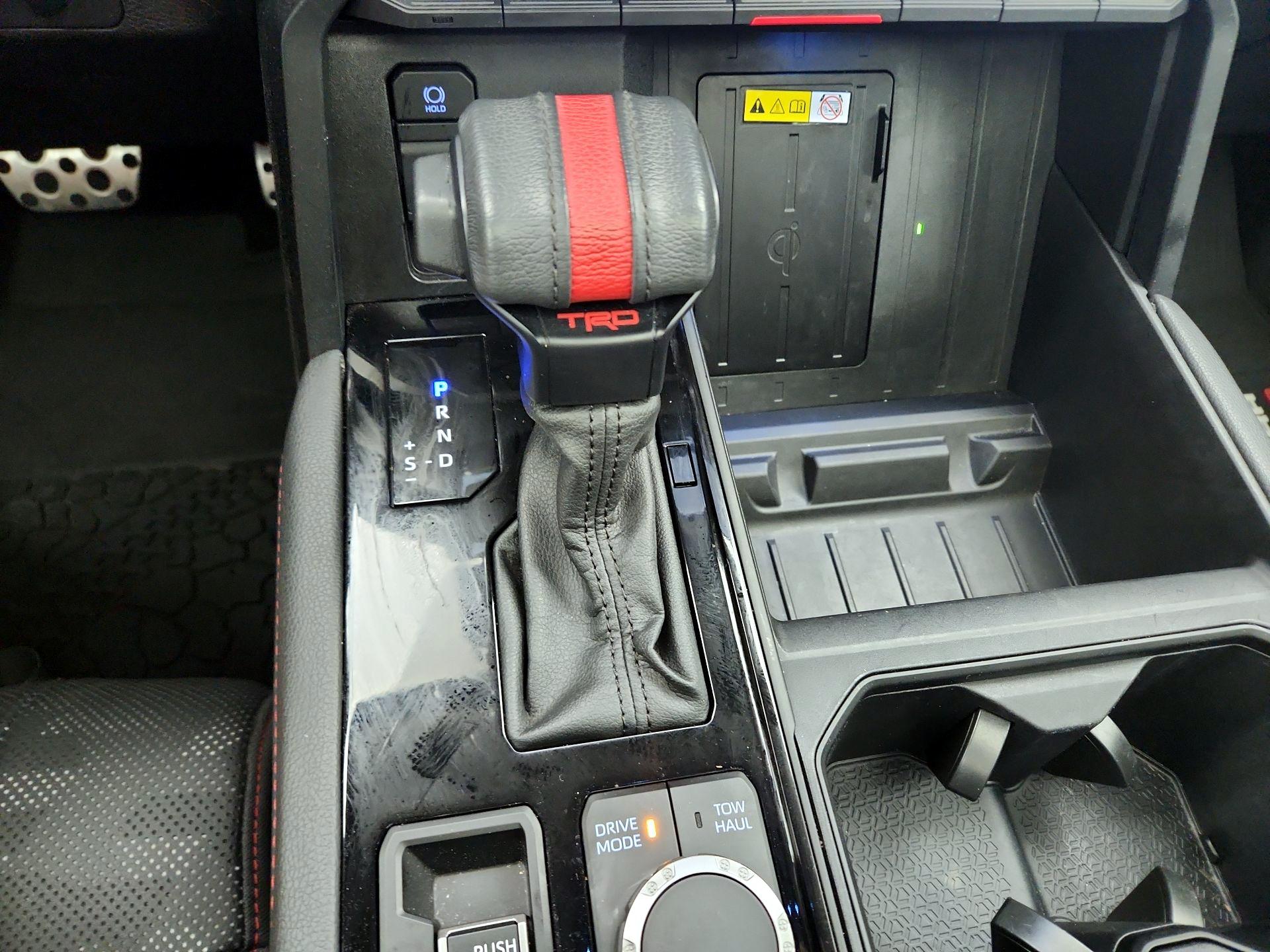 Thumbnail: 2022 Toyota Tundra - 18