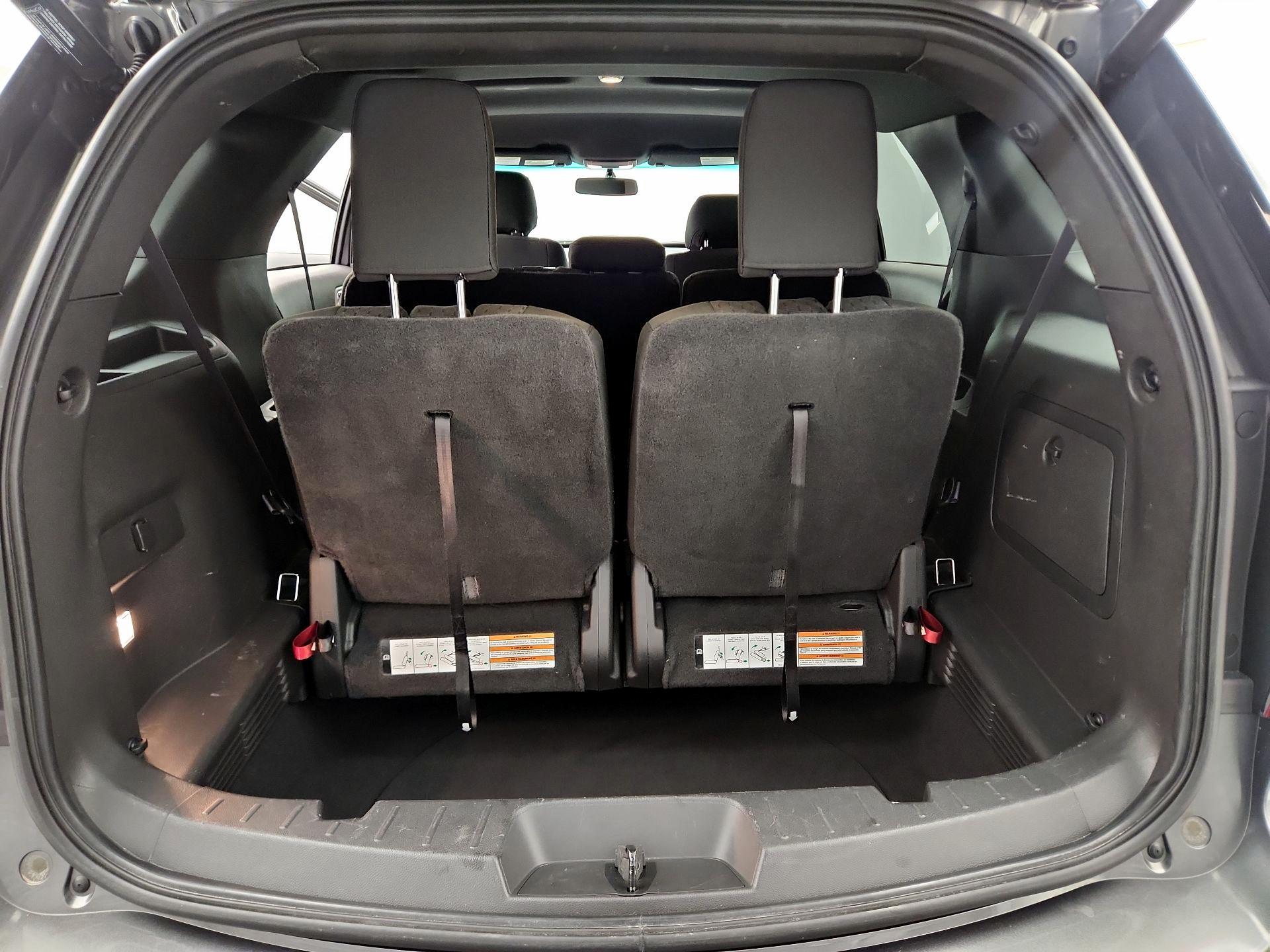 Thumbnail: 2015 Ford Explorer - 20