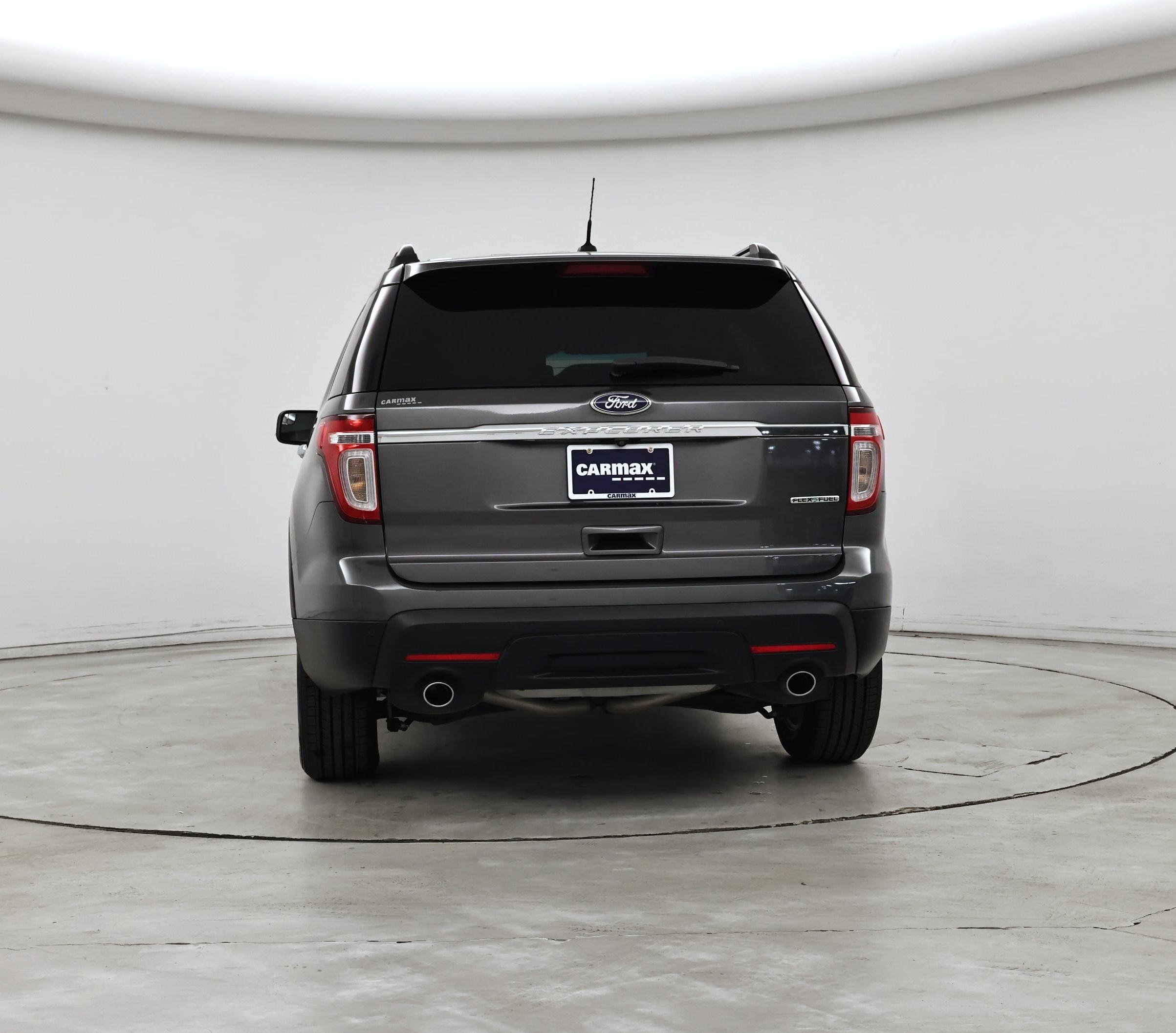 Thumbnail: 2015 Ford Explorer - 6